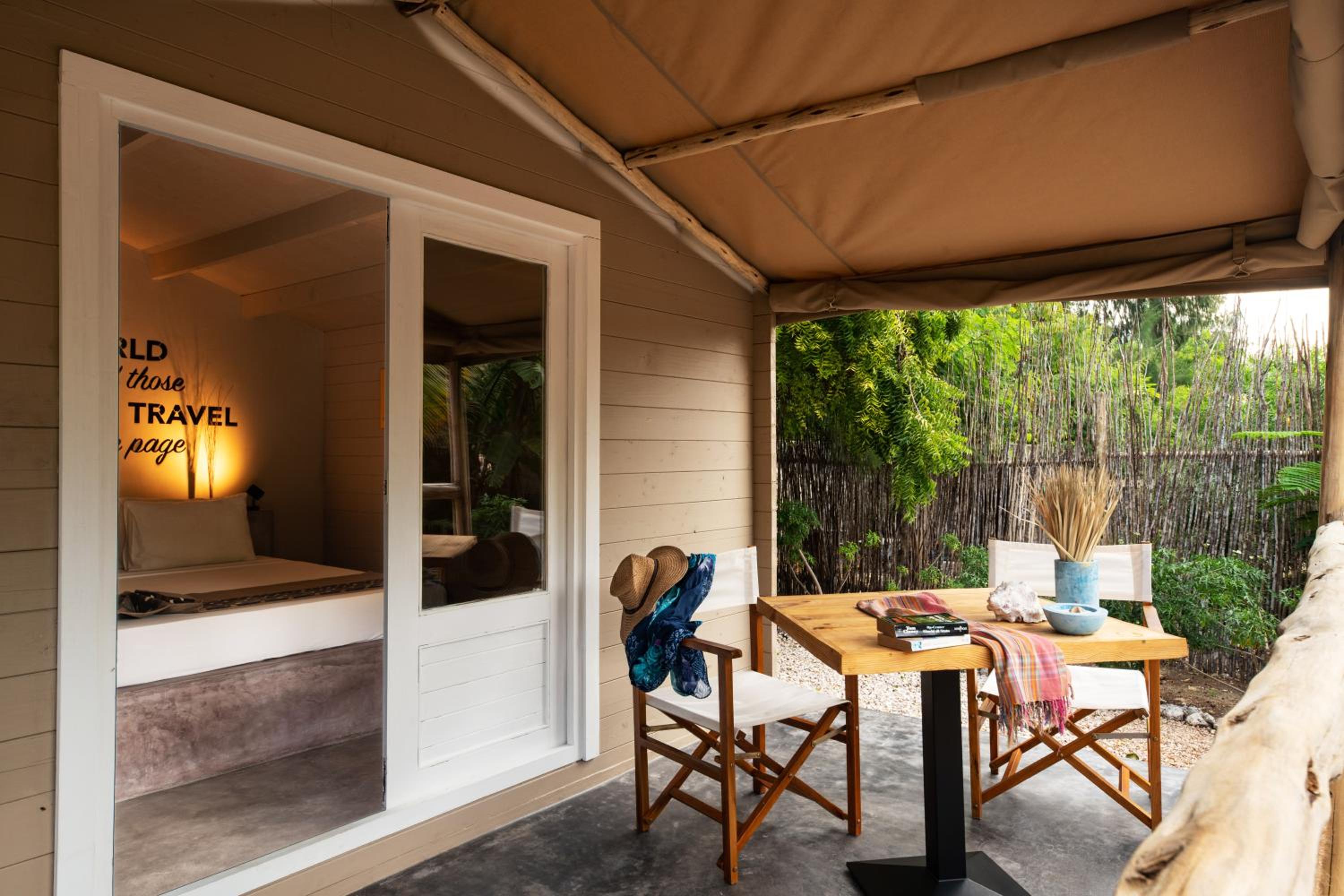 Double Room with Garden View - Photo 14