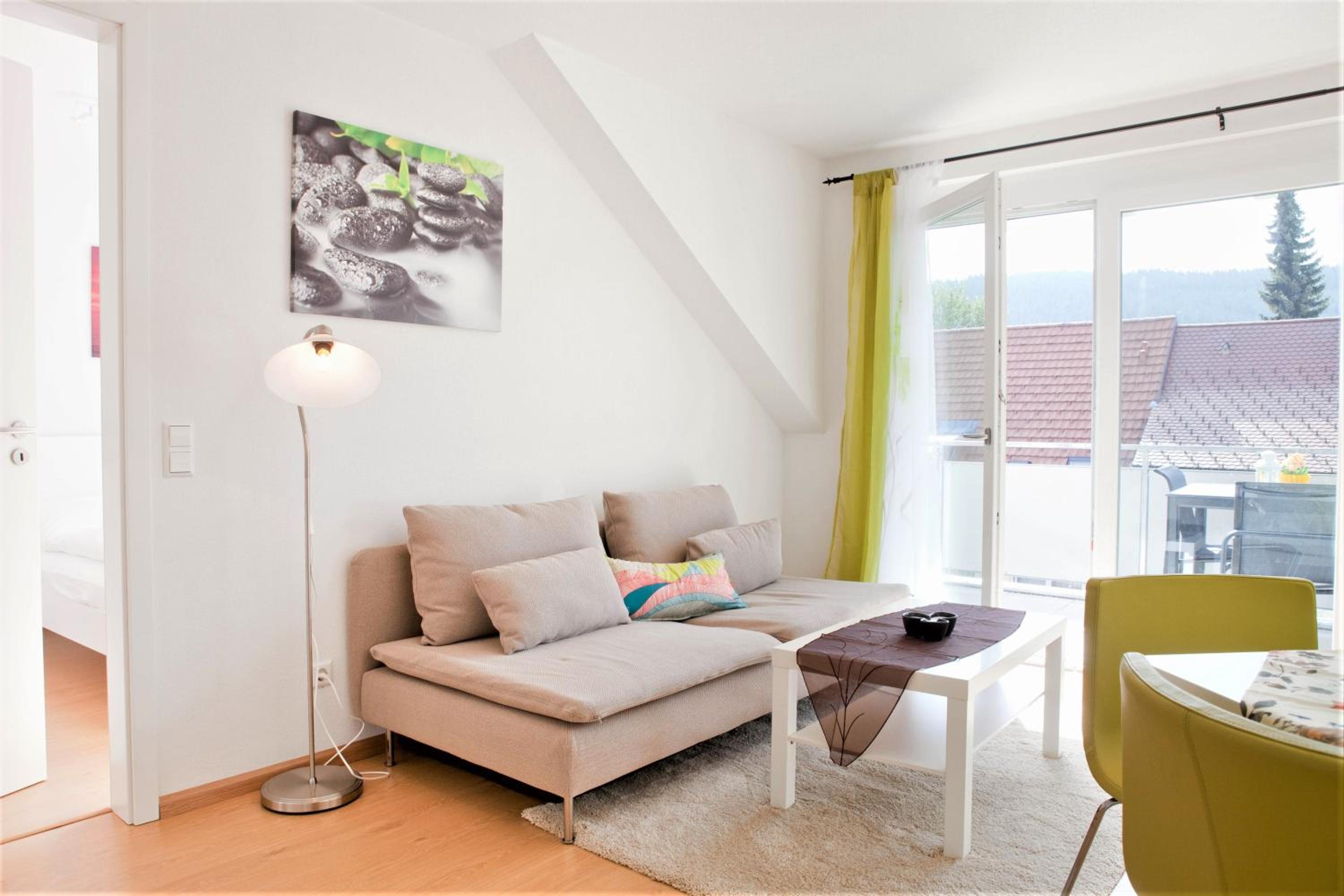 One-Bedroom Apartment Second Floor (H8)