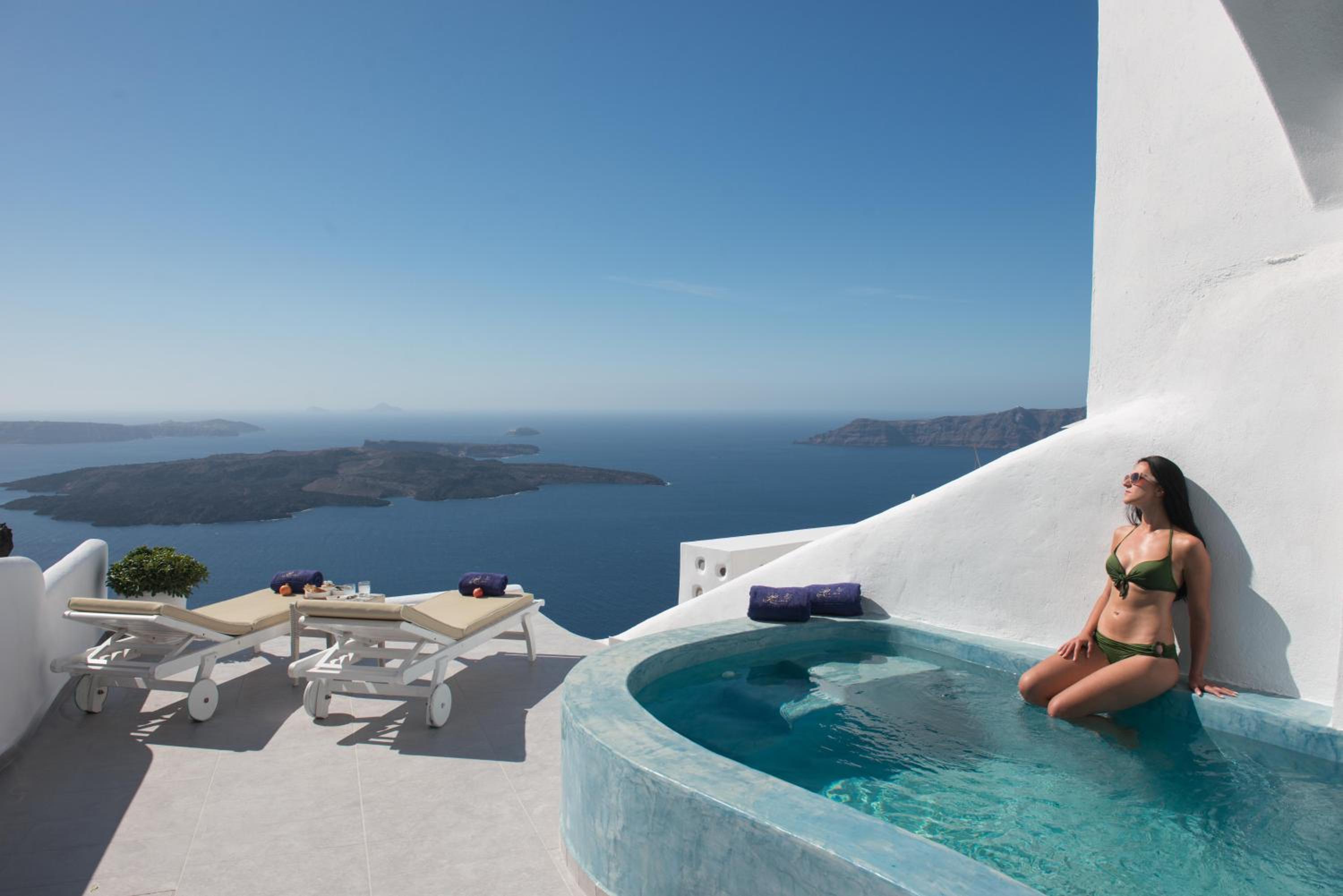 Suite with Plunge Pool and Spa Bath - Photo 14