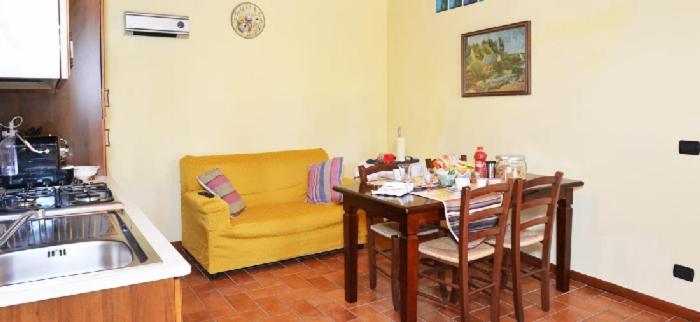 Apartment - Ground Floor photo 2
