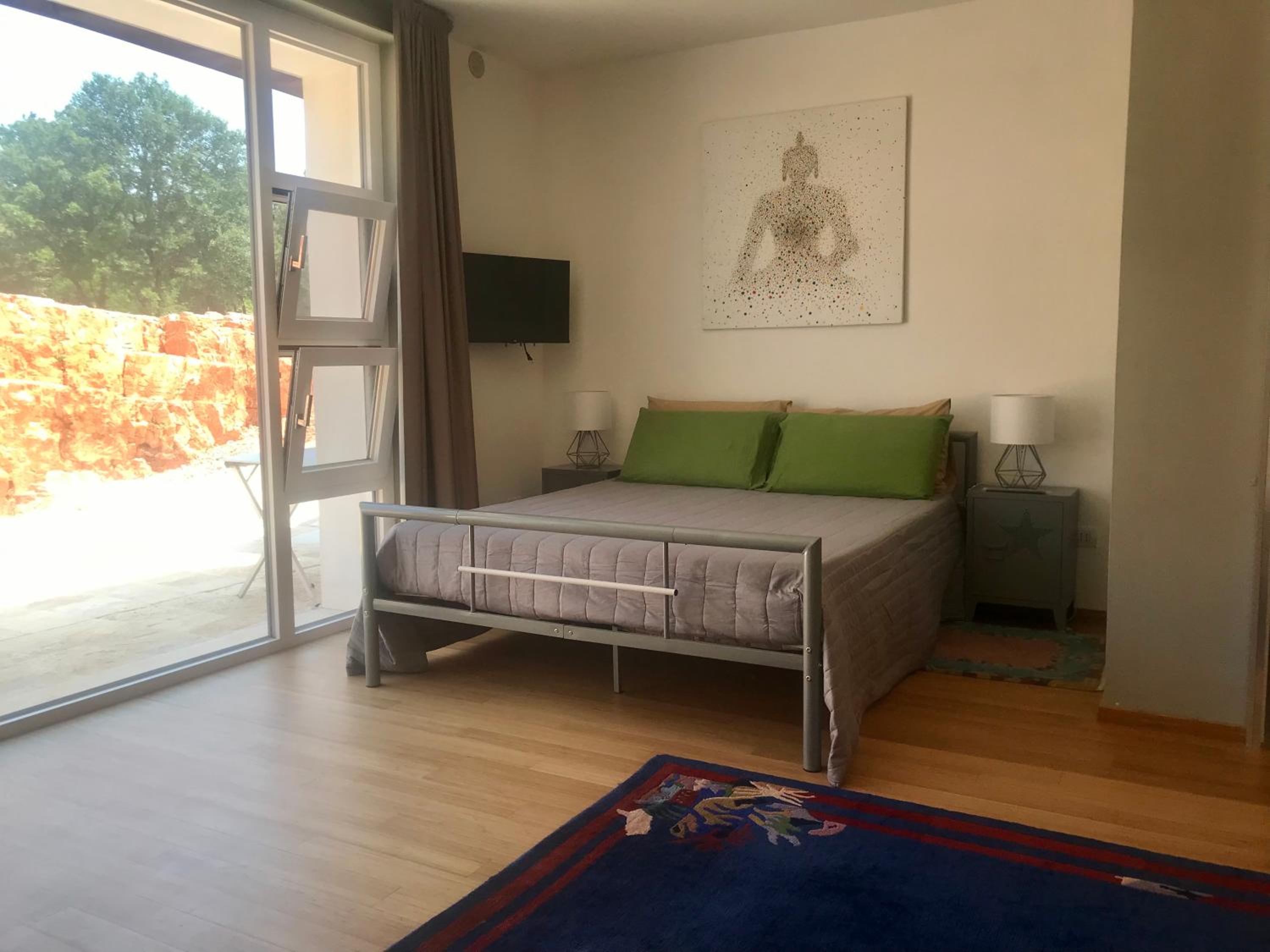 Studio Apartment photo 1