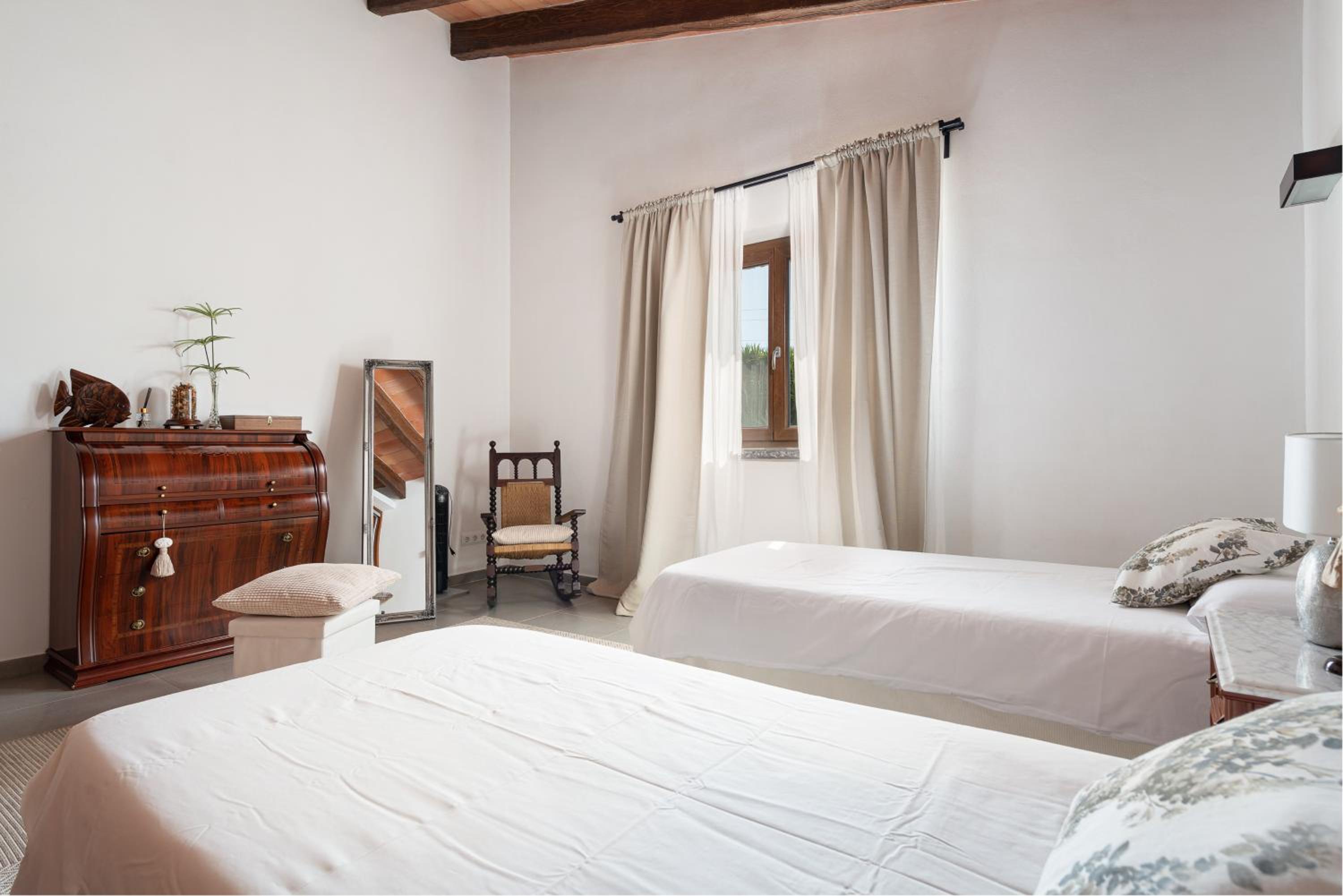 Villa de Cuatro Habitaciones