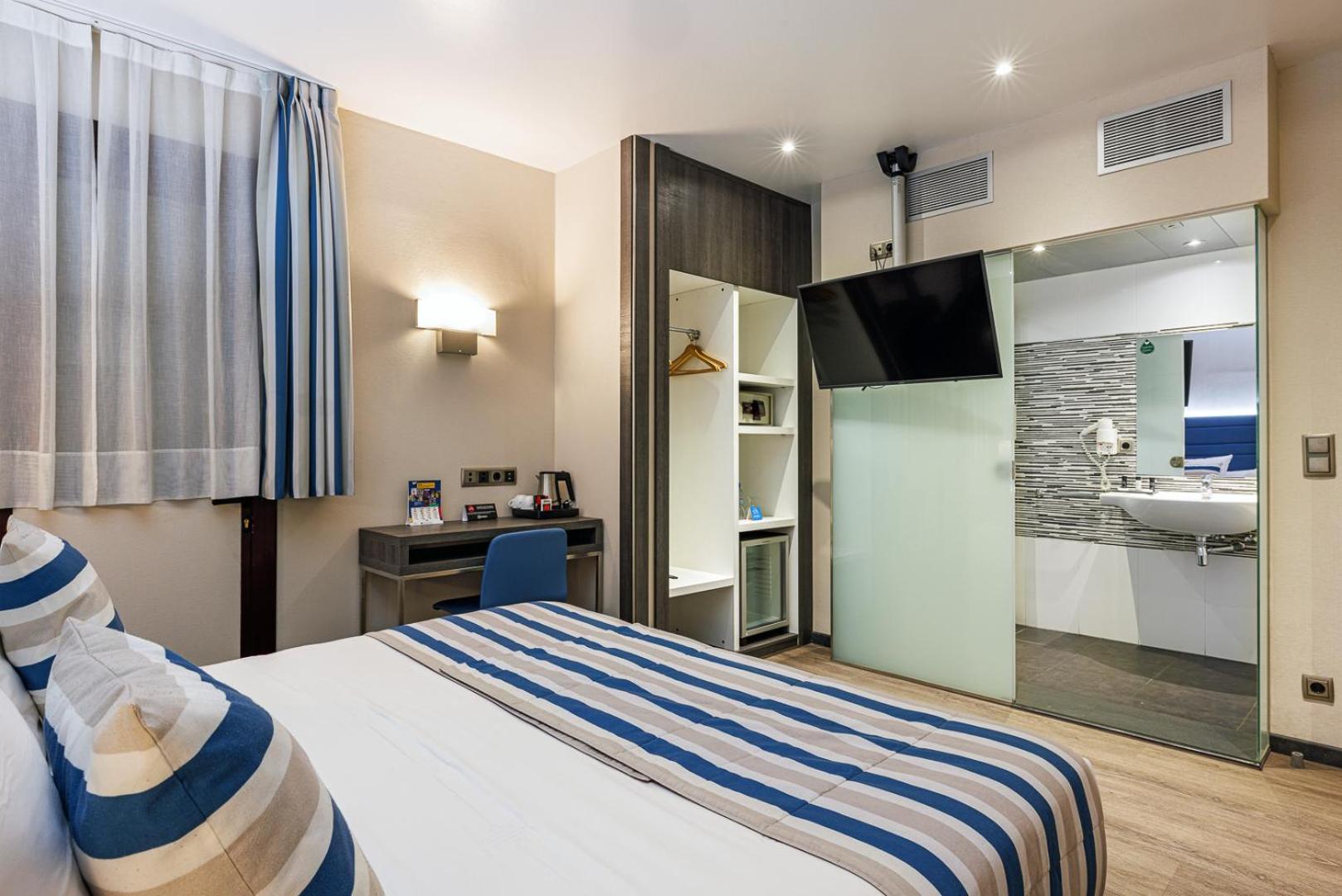 Small Double Room Ground floor photo 2