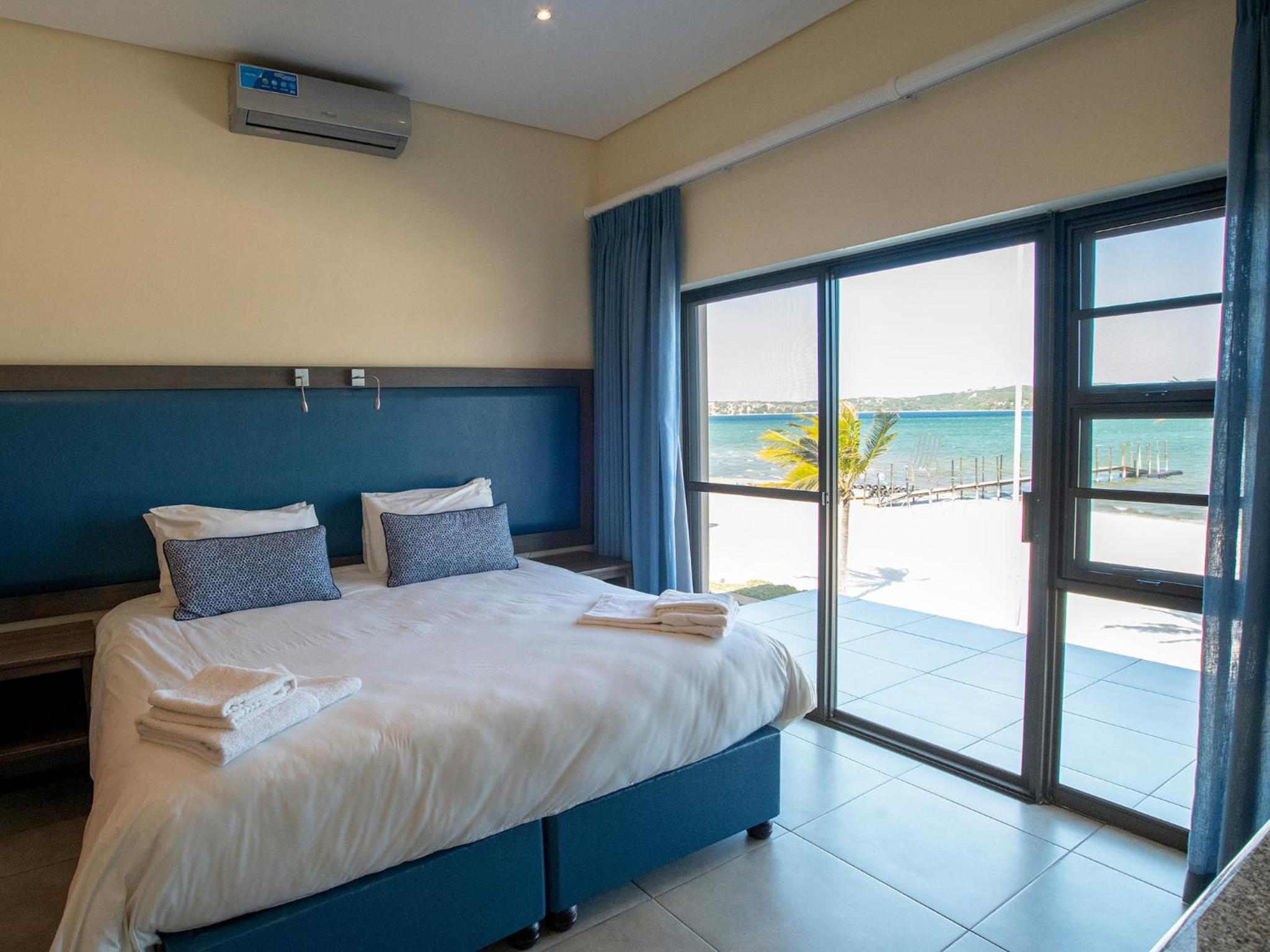 Villa - Beach Front photo 3