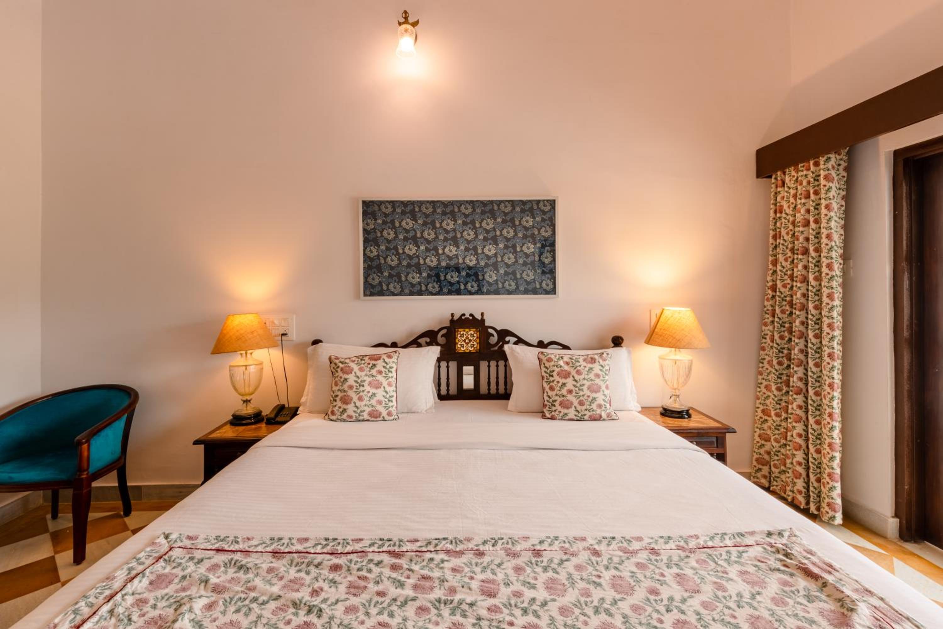 Deluxe Double or Twin Room photo 3