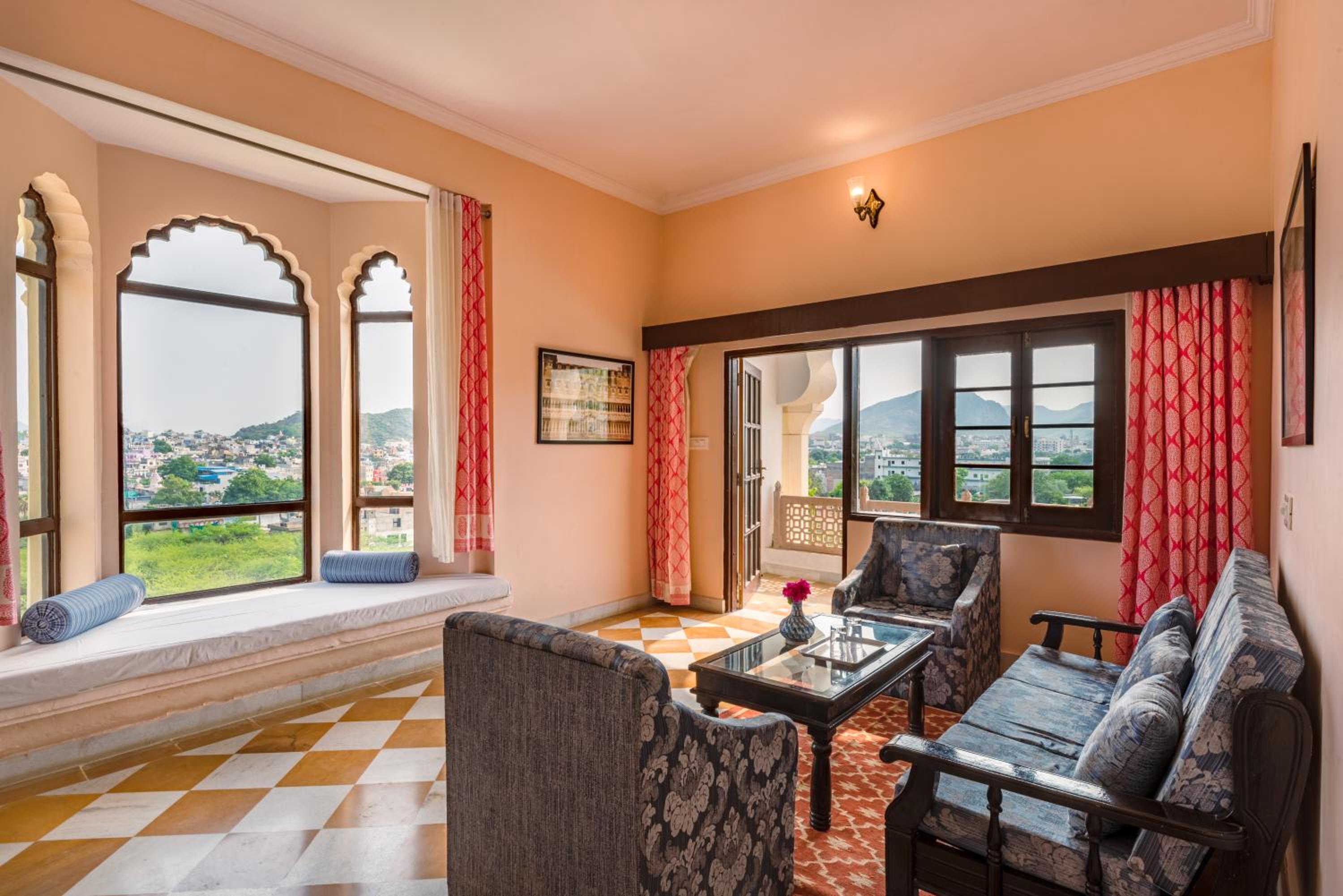 Suite with Balcony photo 2
