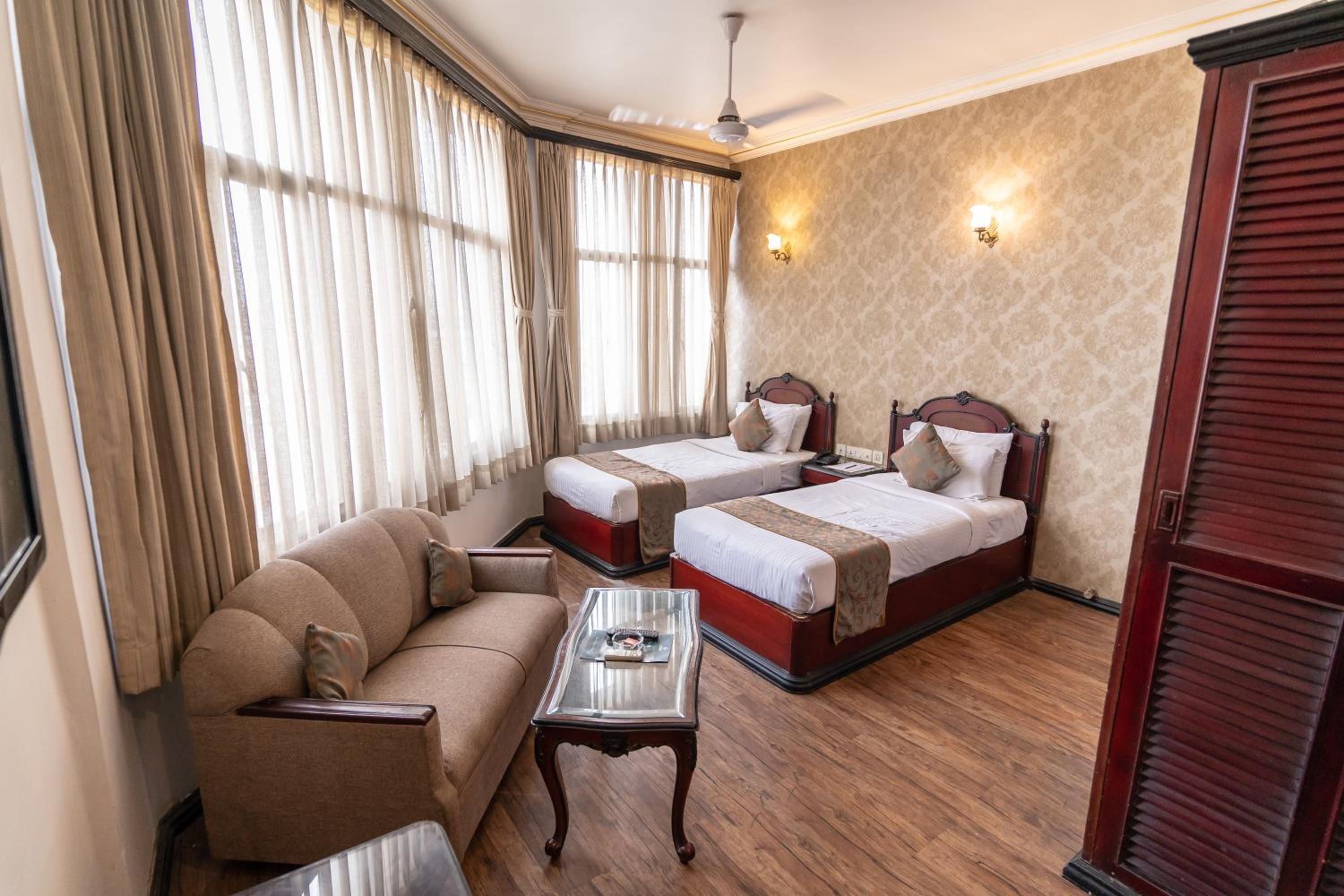 Executive Double Room - Photo 10