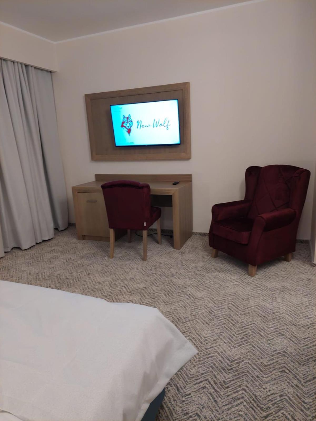 Double or Twin Room - Photo 29