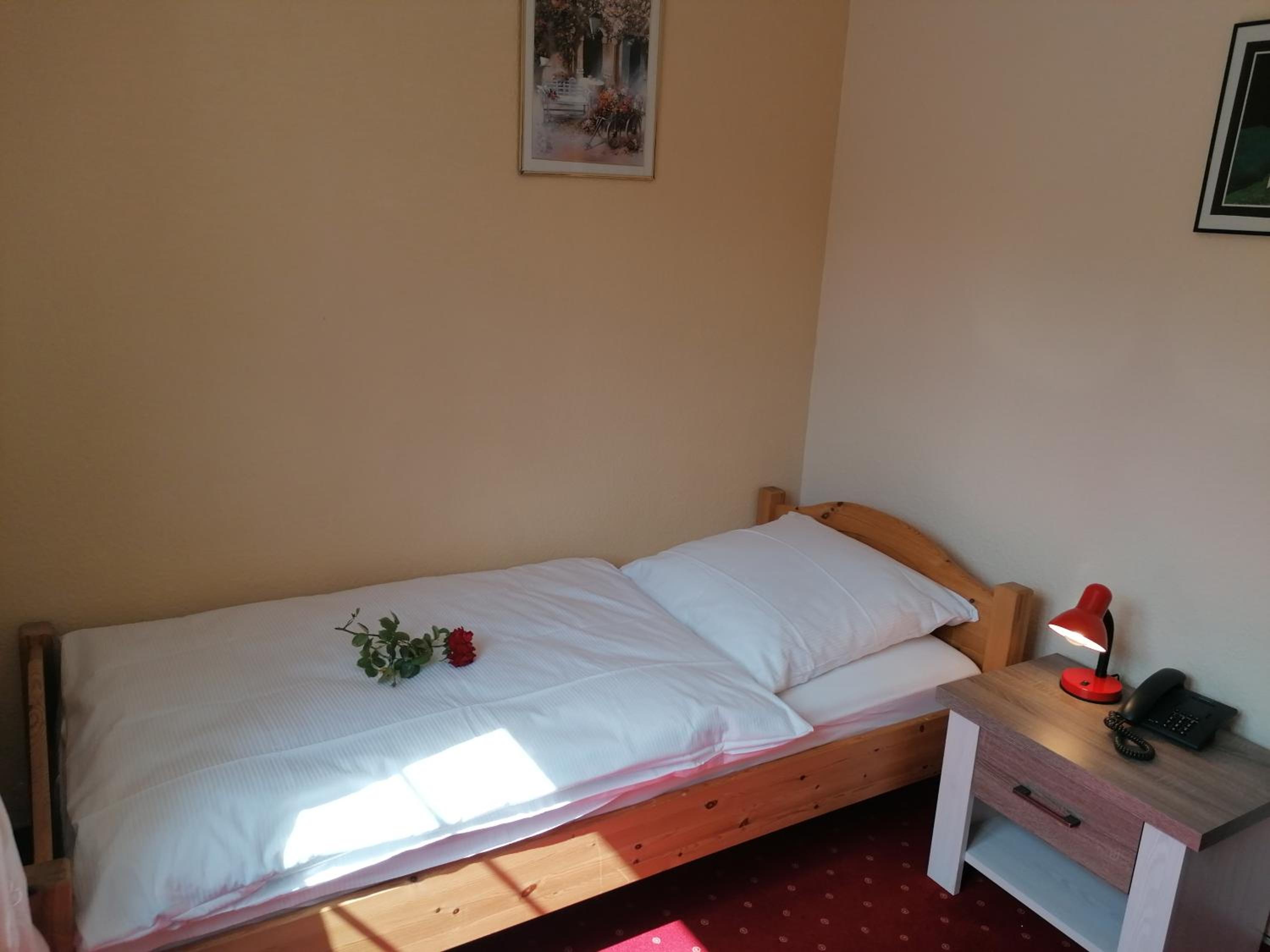 Standard Single Room
