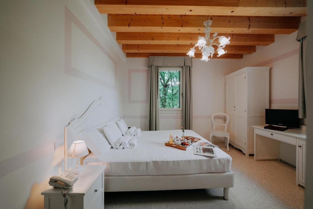 Superior Double Room - Photo 1