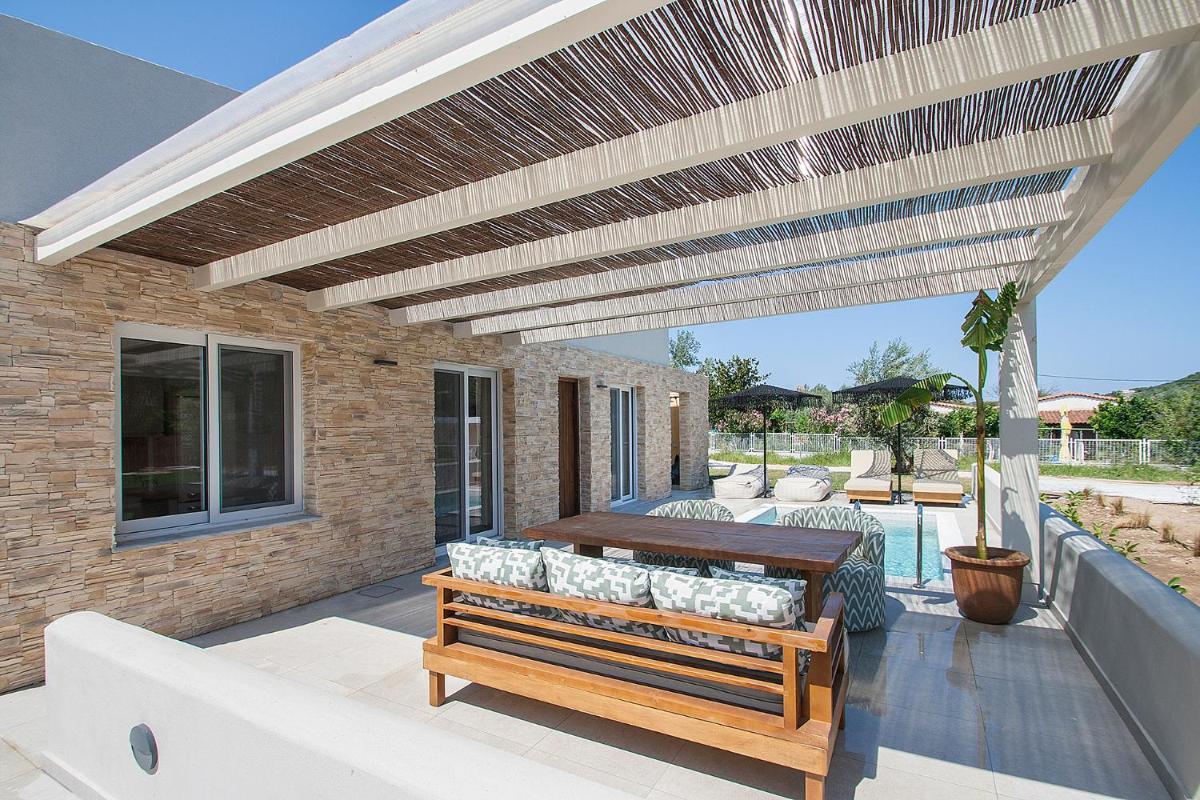 Two-Bedroom Villa - Photo 8