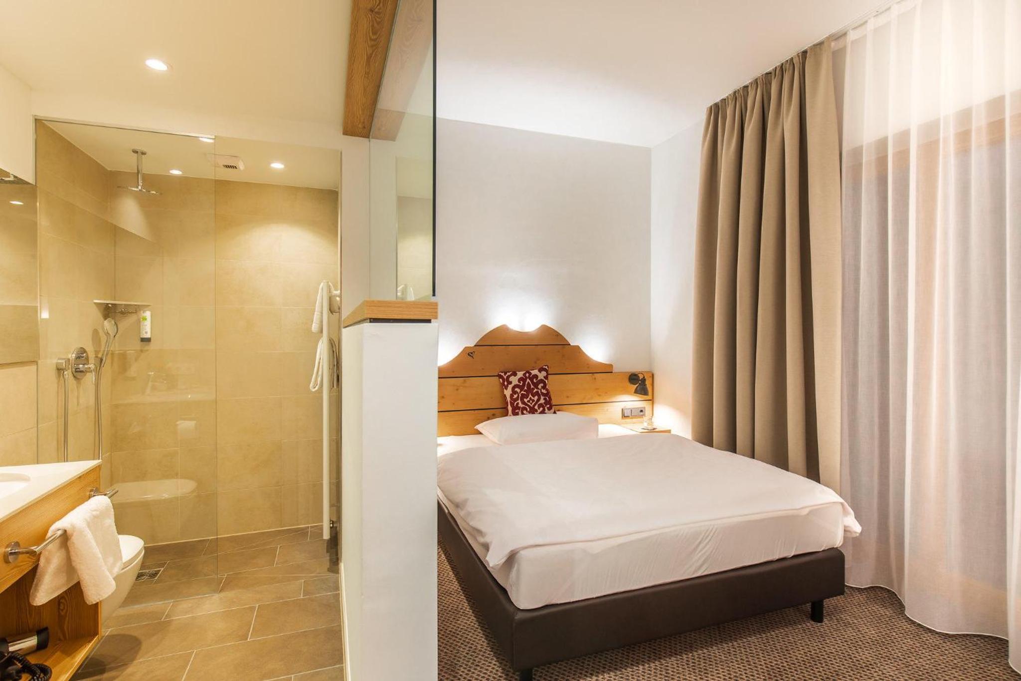 Deluxe Single Room photo 2