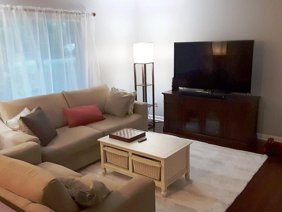 Four-Bedroom House photo 1