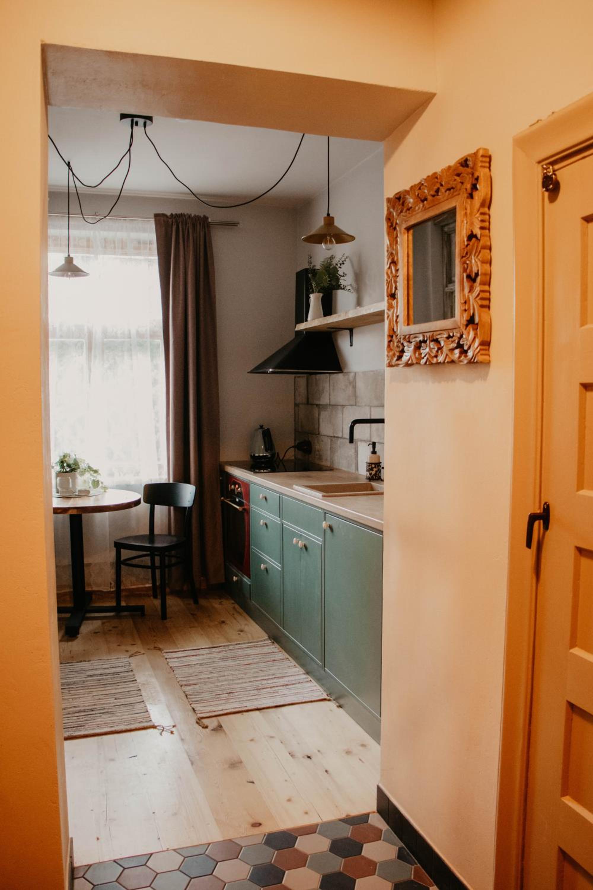 Double Room - Photo 8