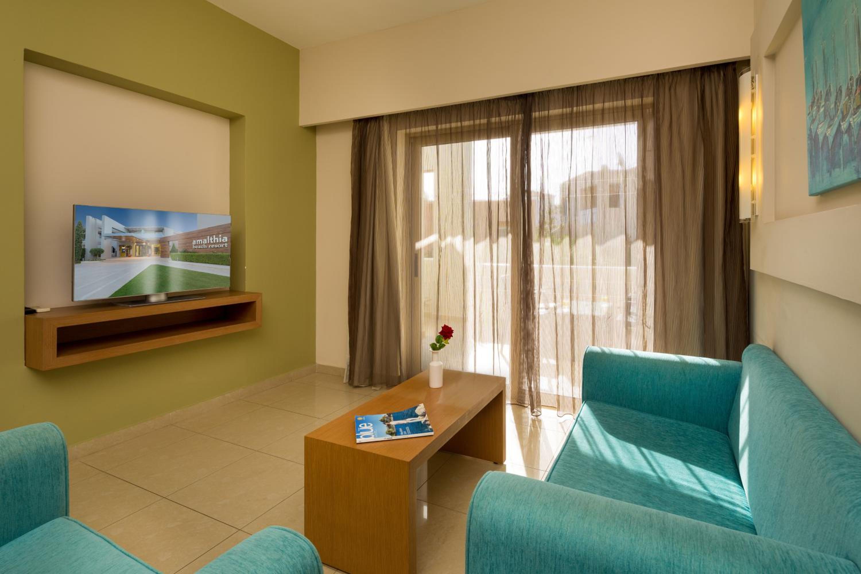 Junior Suite with Garden View photo 3