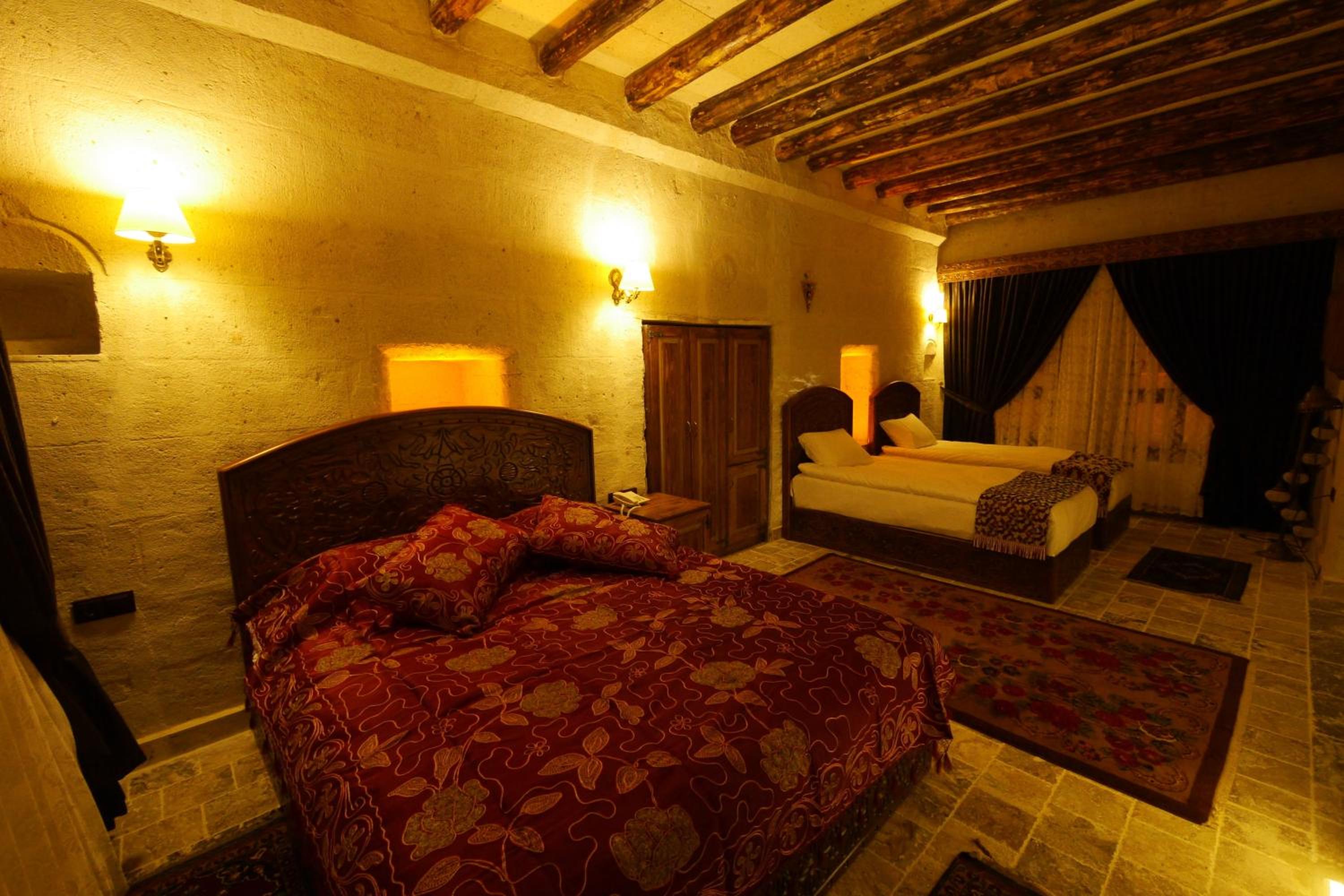 Deluxe Quadruple Room photo 2