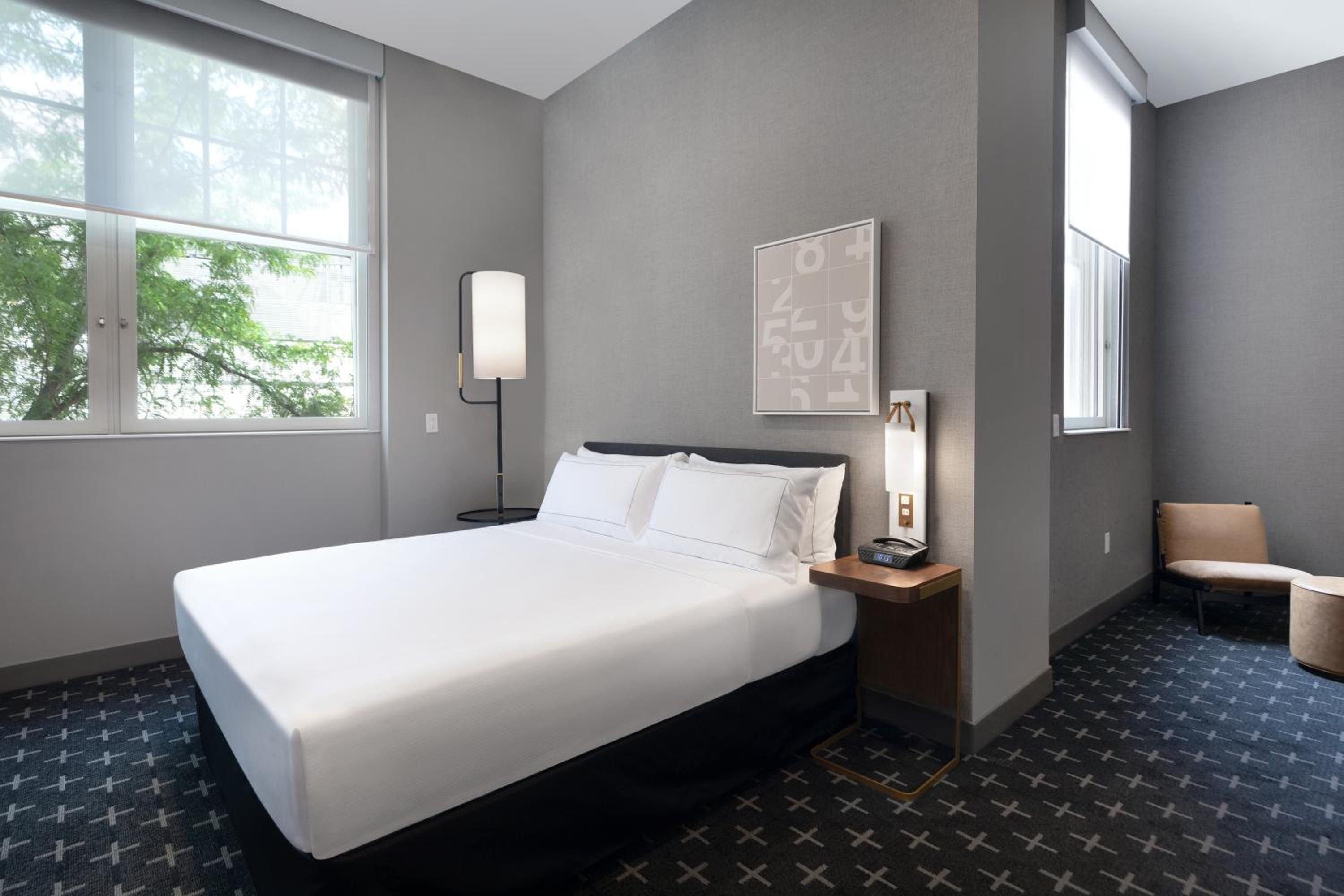 King Room - Hearing Accessible - Photo 2
