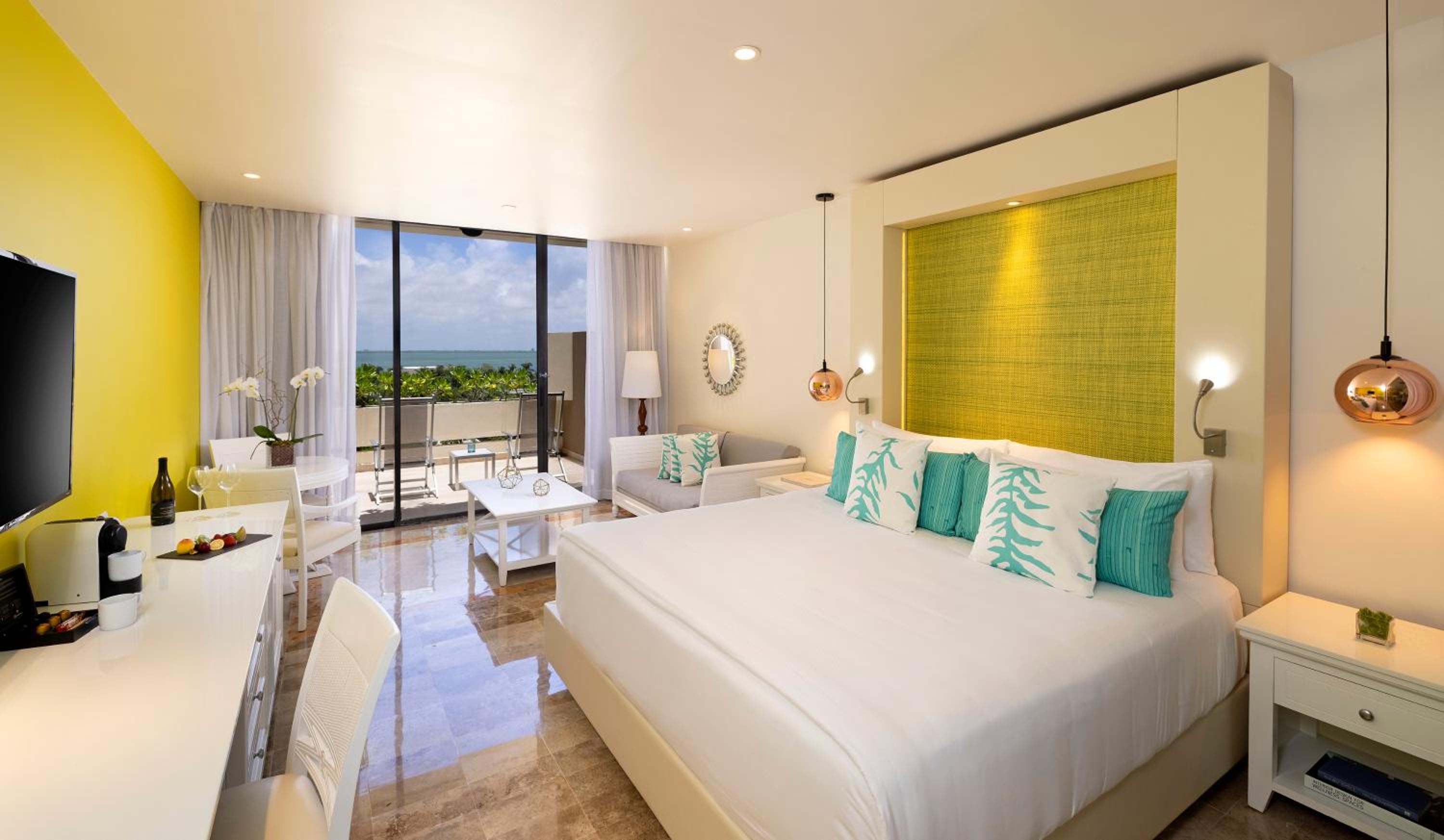 The Reserve Junior Suite Sunset View Adults Only thumbnail 5