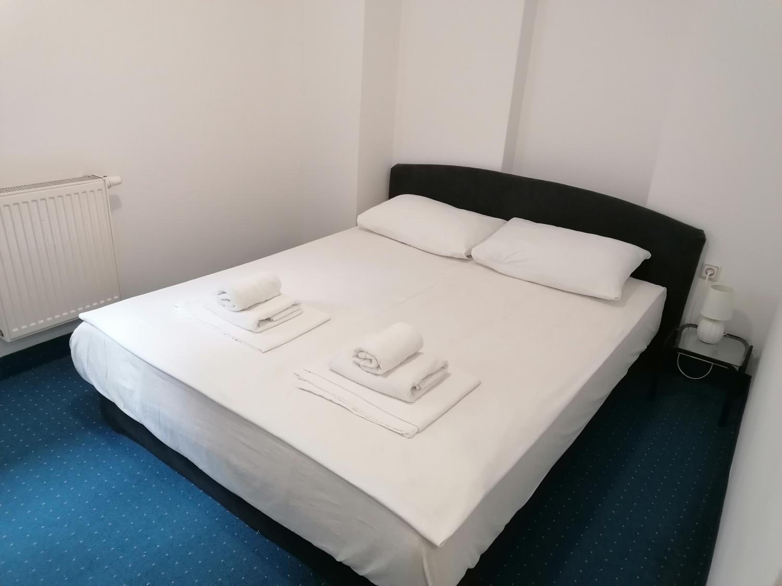 Economy Double Room photo 3