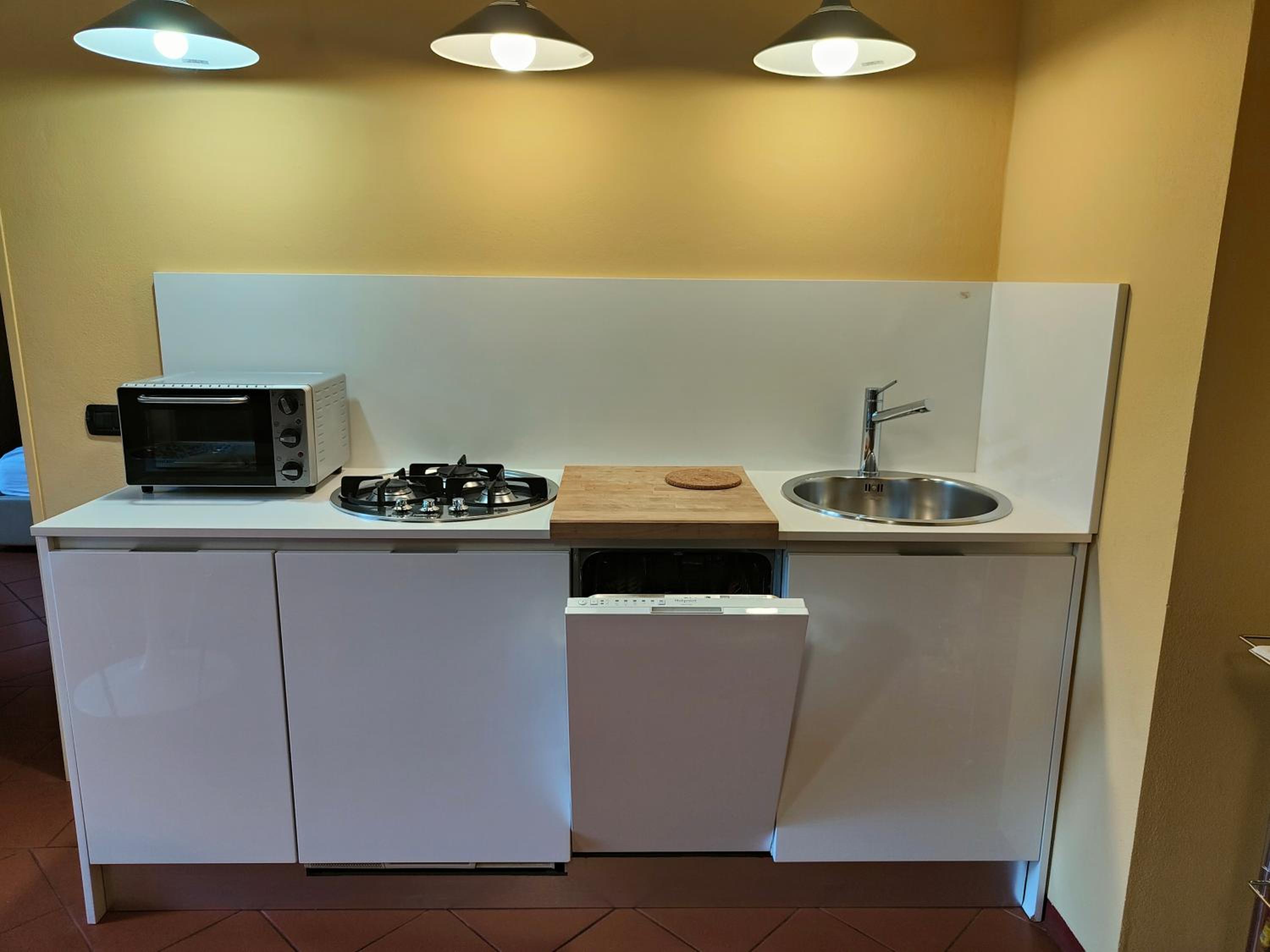 One-Bedroom Apartment - Photo 24