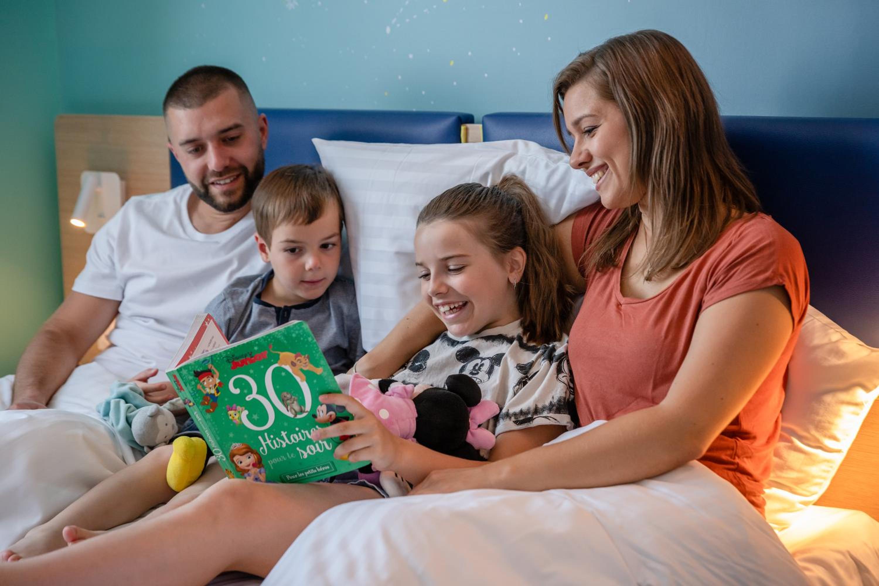 Cozy moments with family in your perfect getaway.
