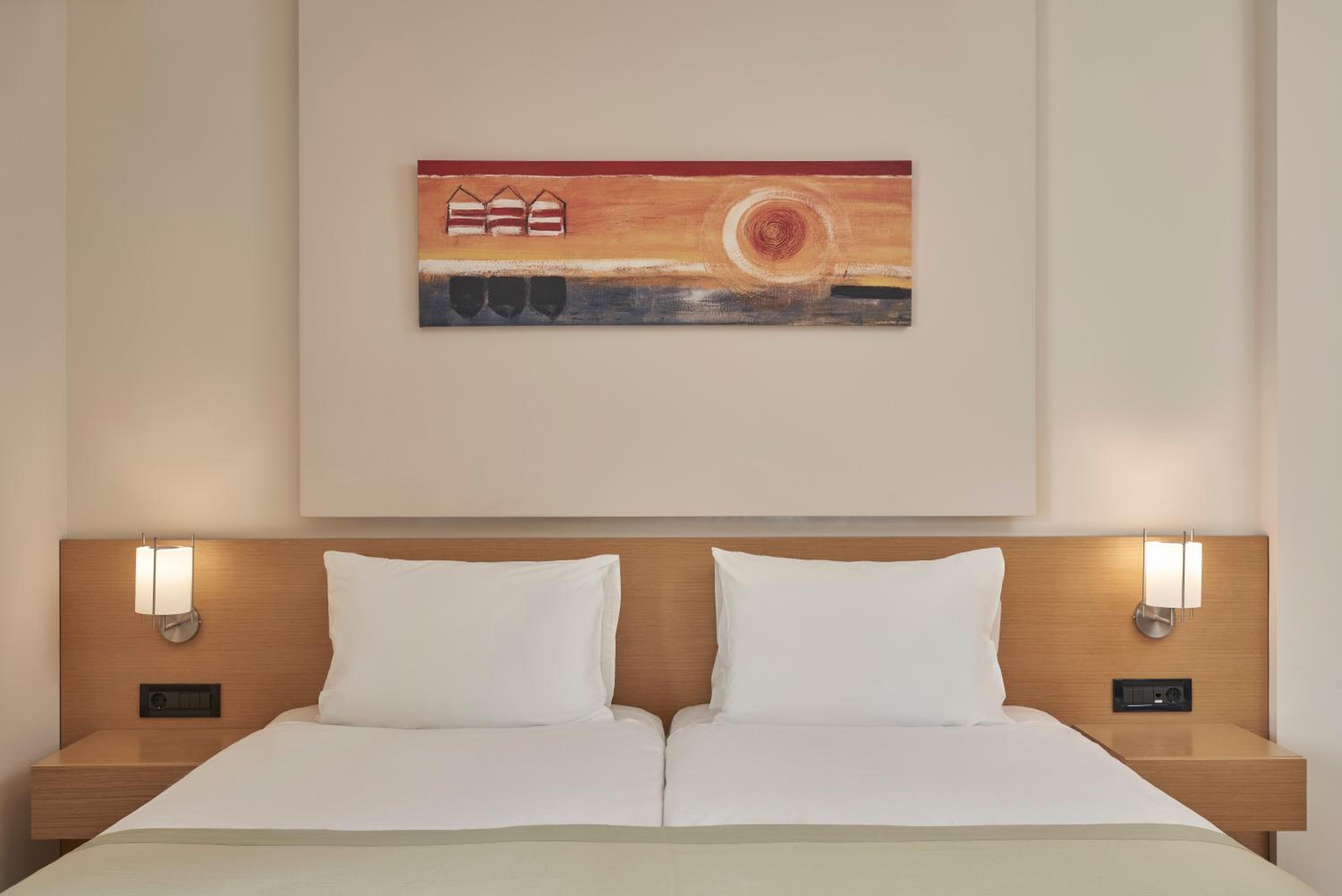 Standard Room with Garden View photo 3