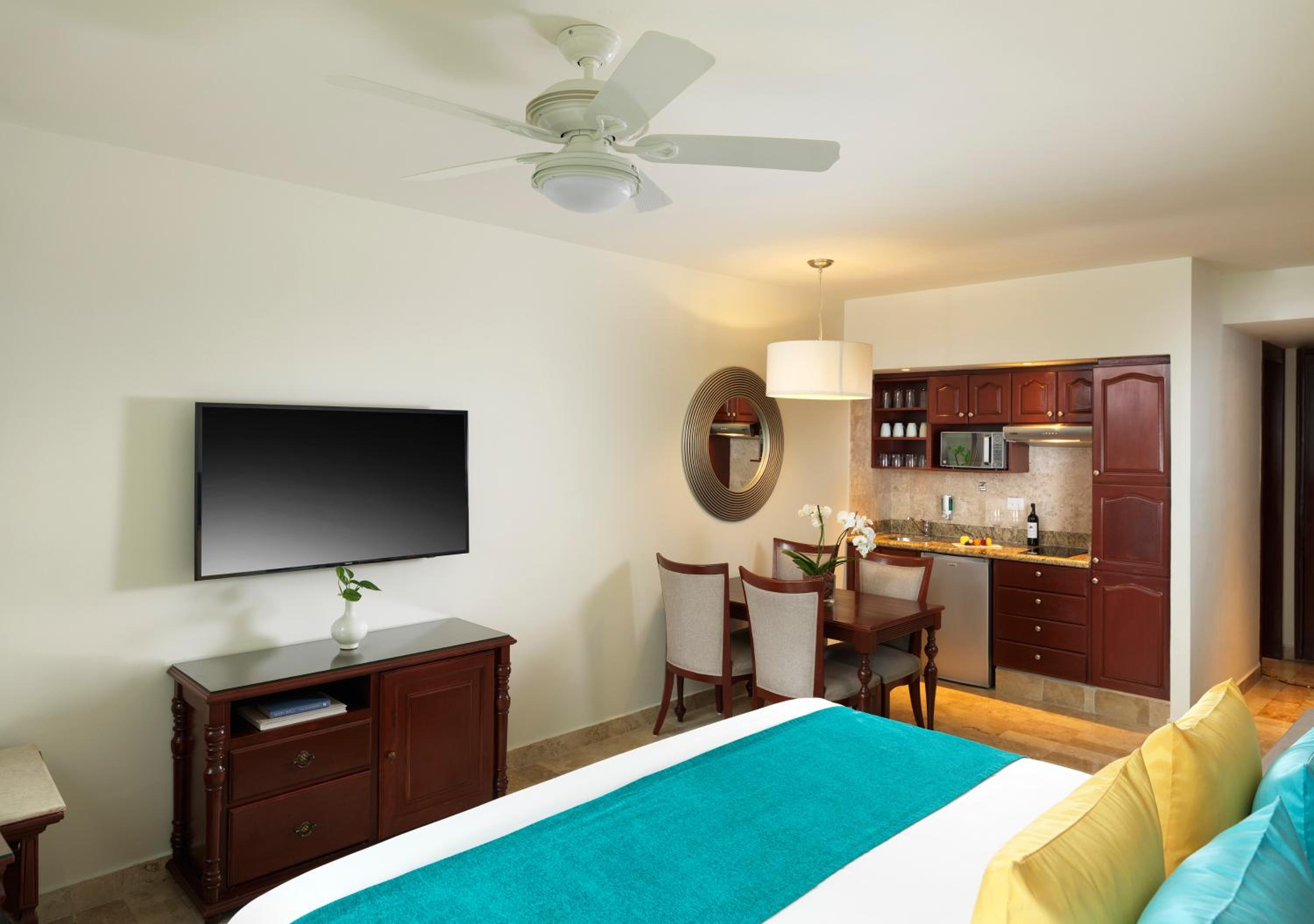 Premium Junior Suite Sunset View