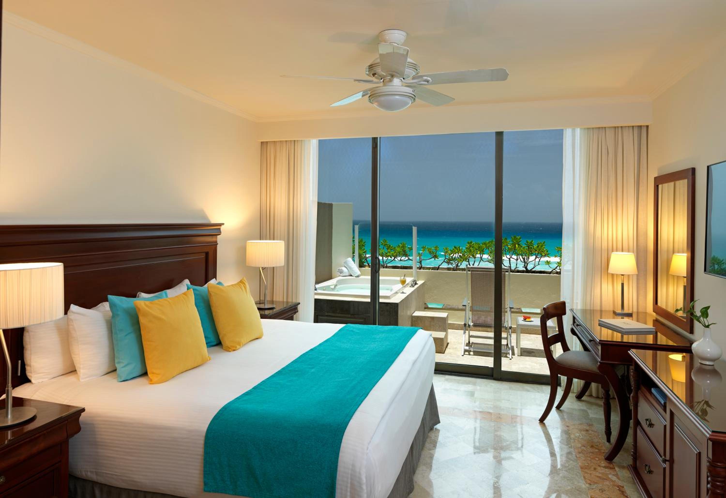 Premium Suite Sunset View