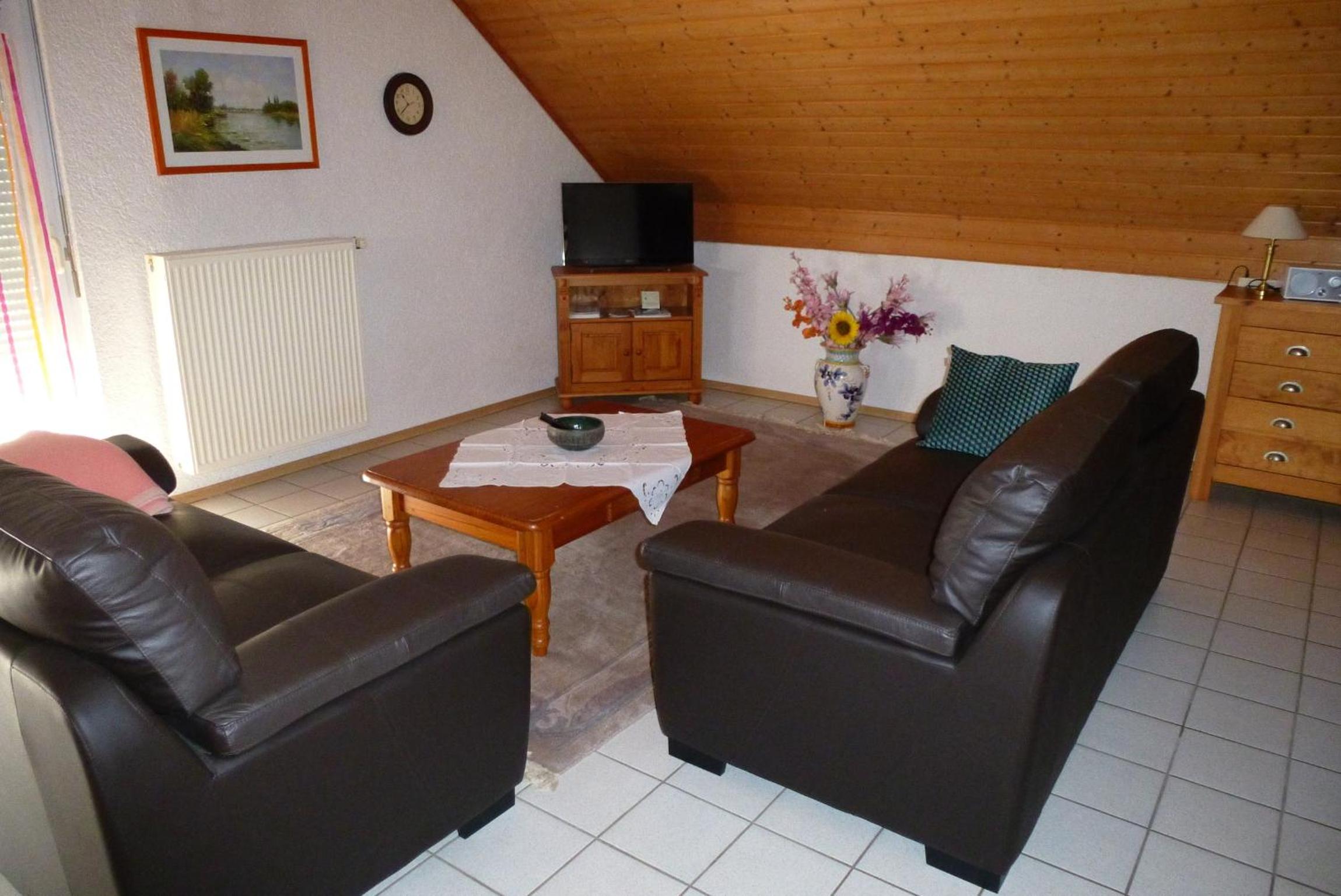 Apartment photo 2