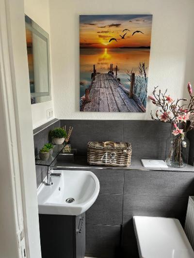 Four-Bedroom House photo 2