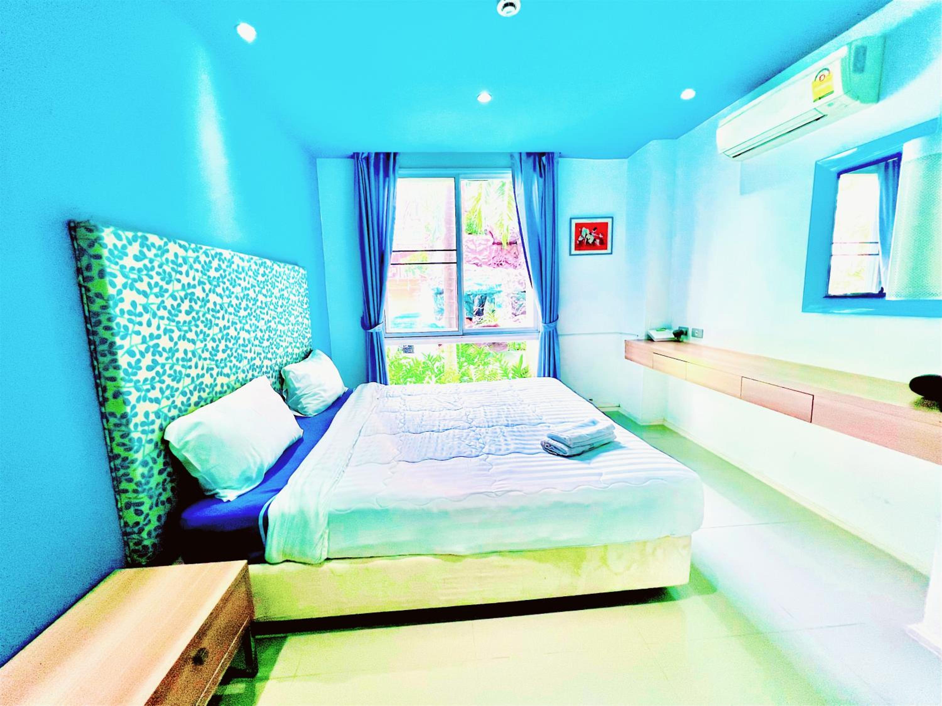 Apartment - Ground Floor with Pool View - Photo 11