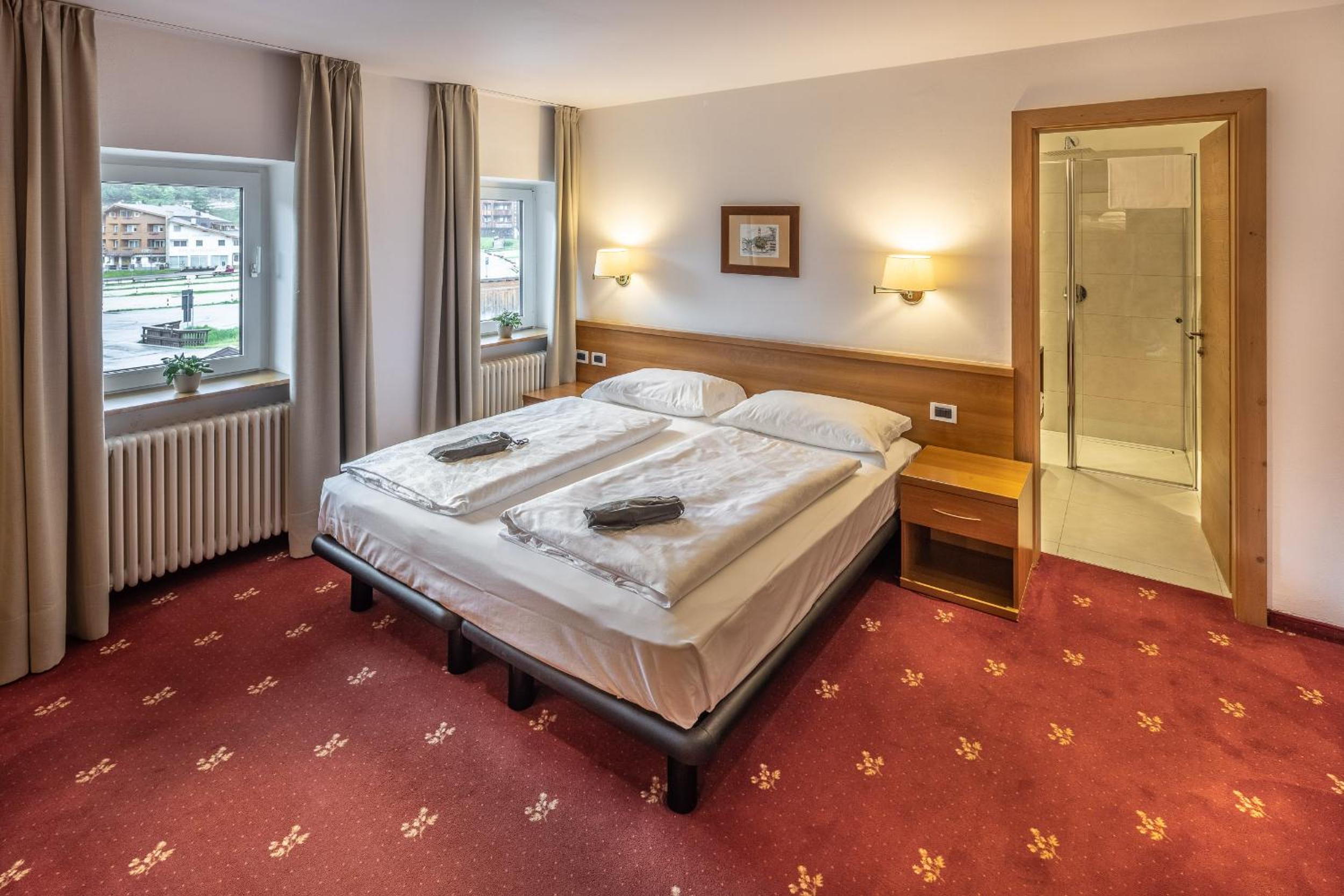 Standard Double Room - Photo 5