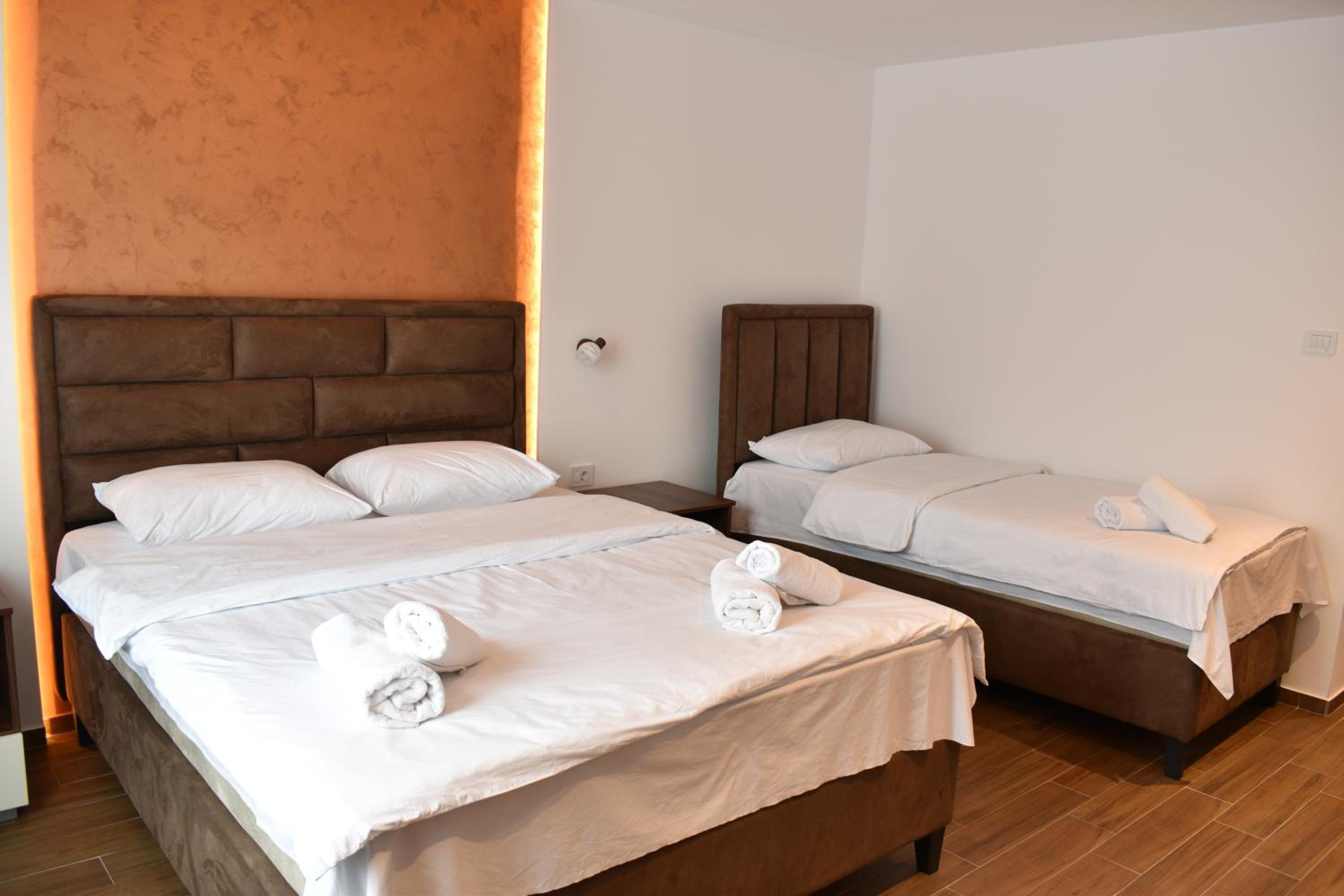 Triple Room with Private Bathroom photo 1