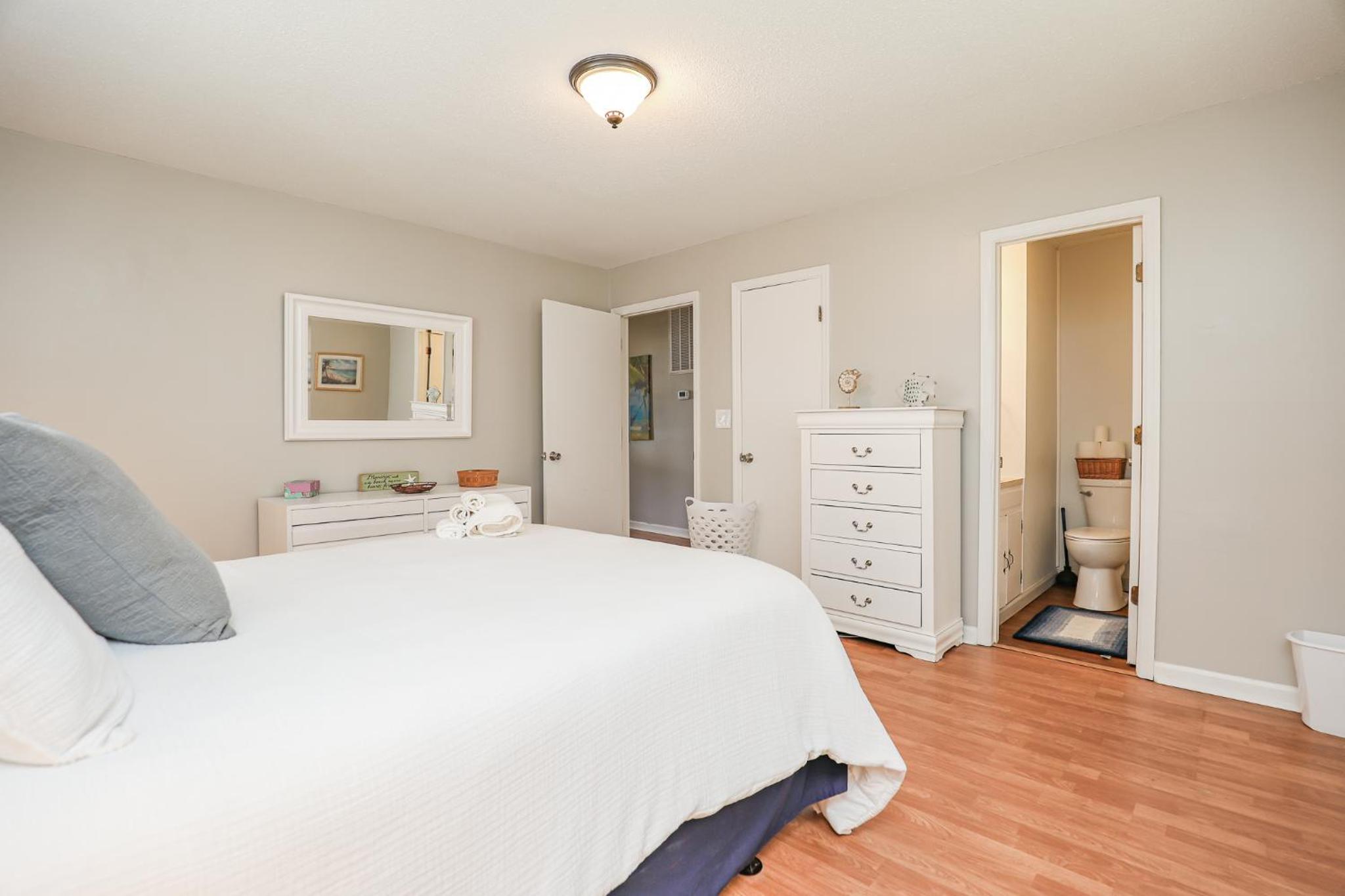 Four-Bedroom House photo 1