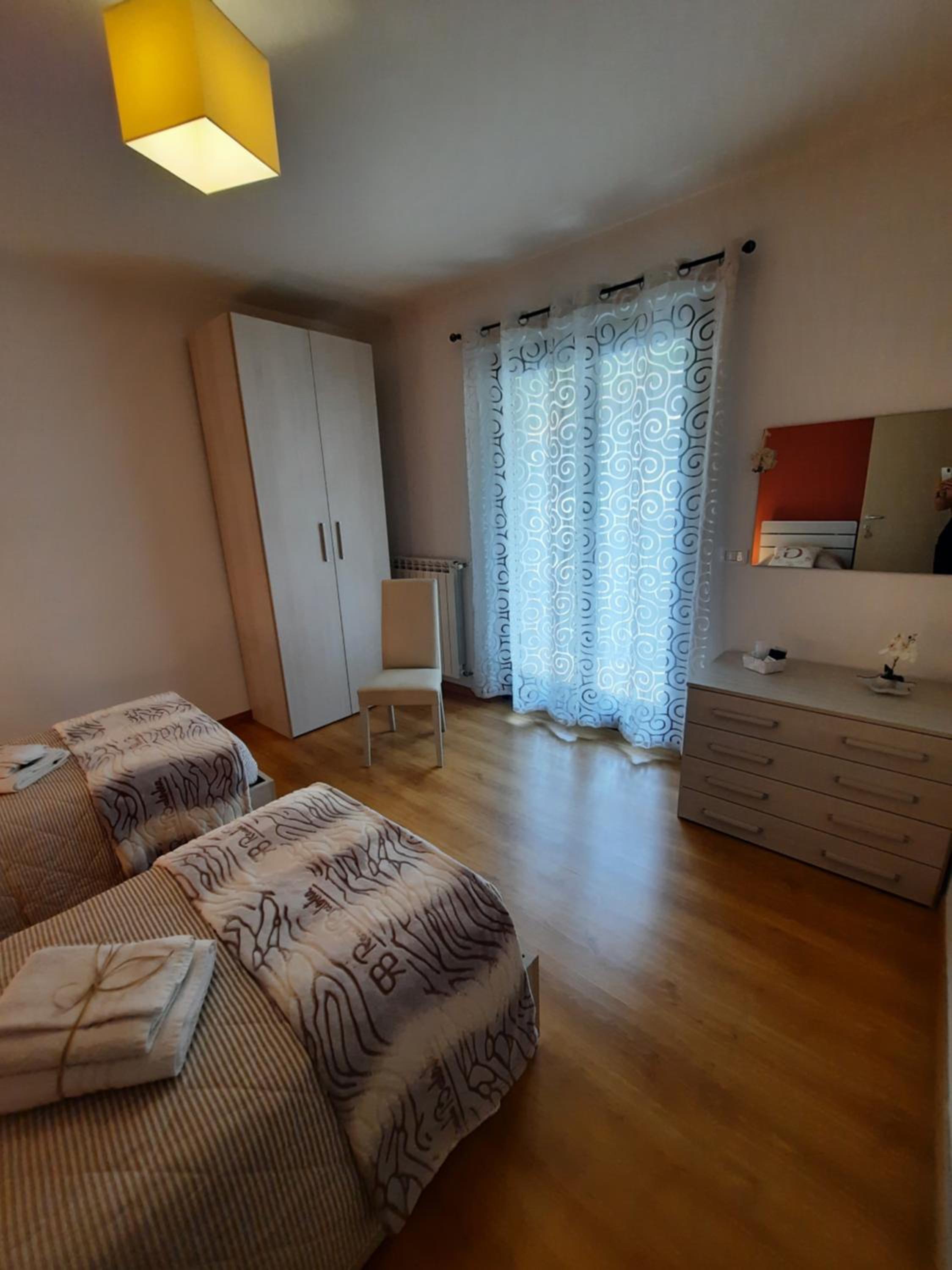 Family Room With Private Bathroom photo 2