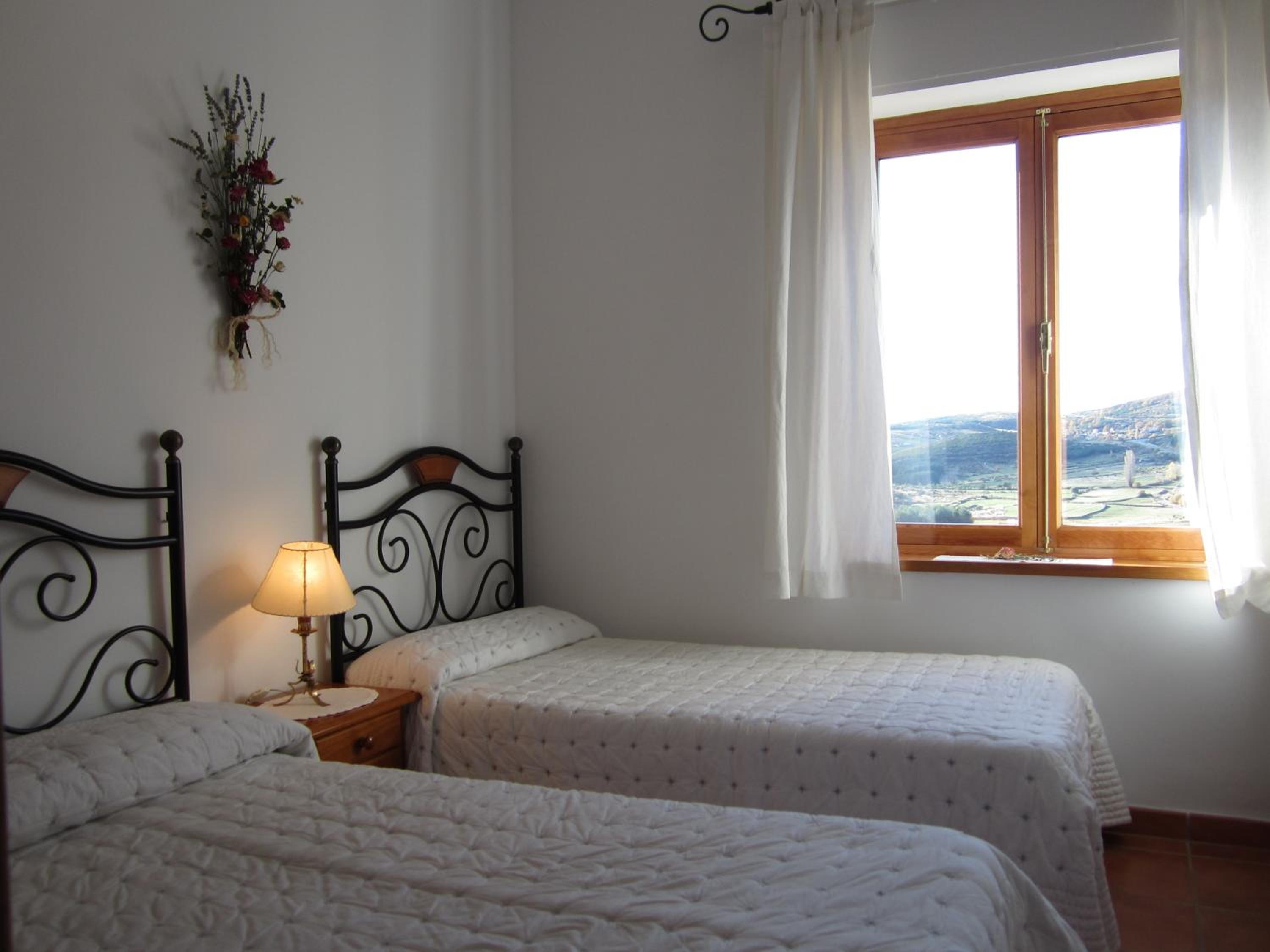 Casa adosada de tres habitaciones