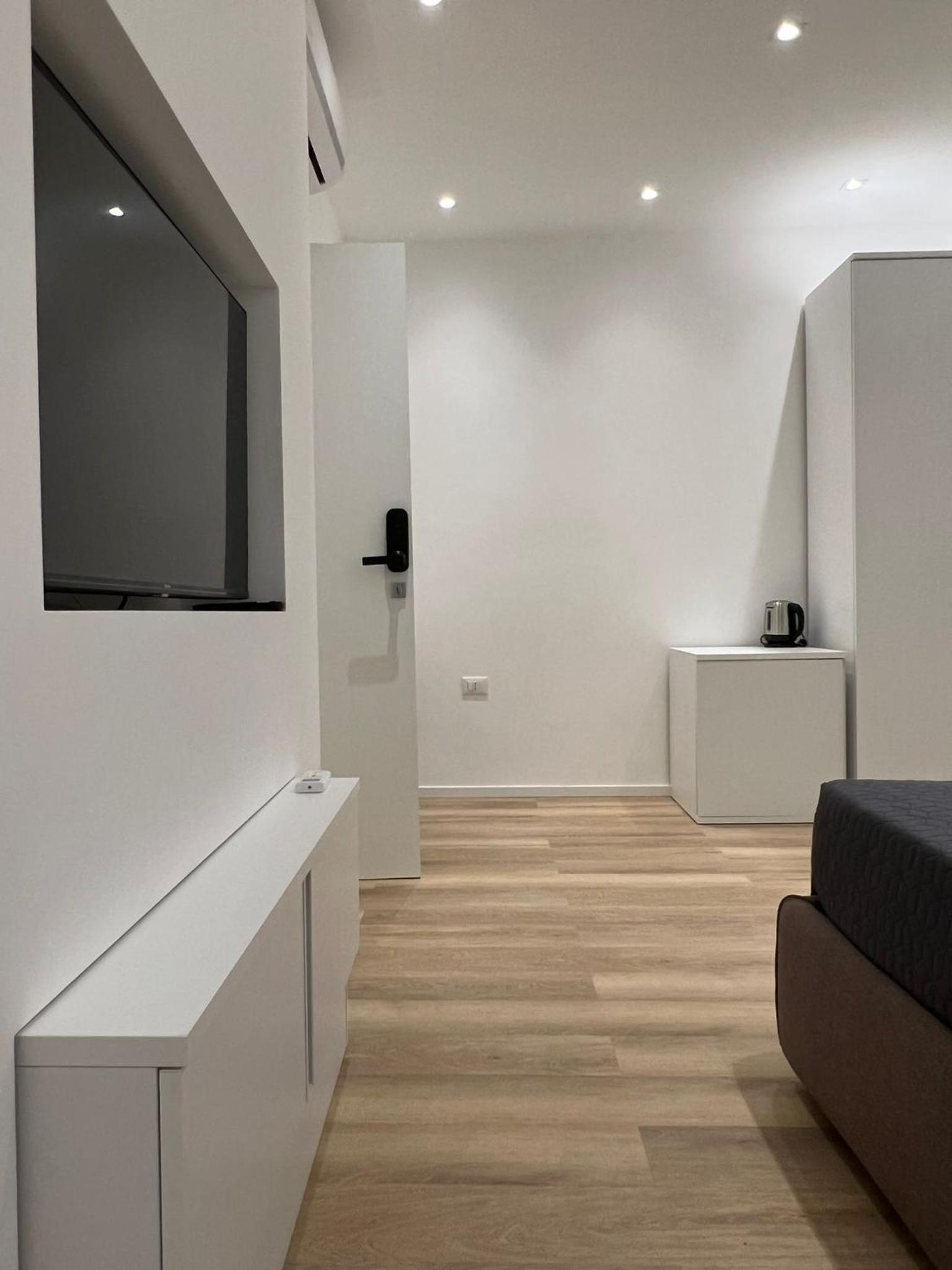 Triple Room - Photo 16