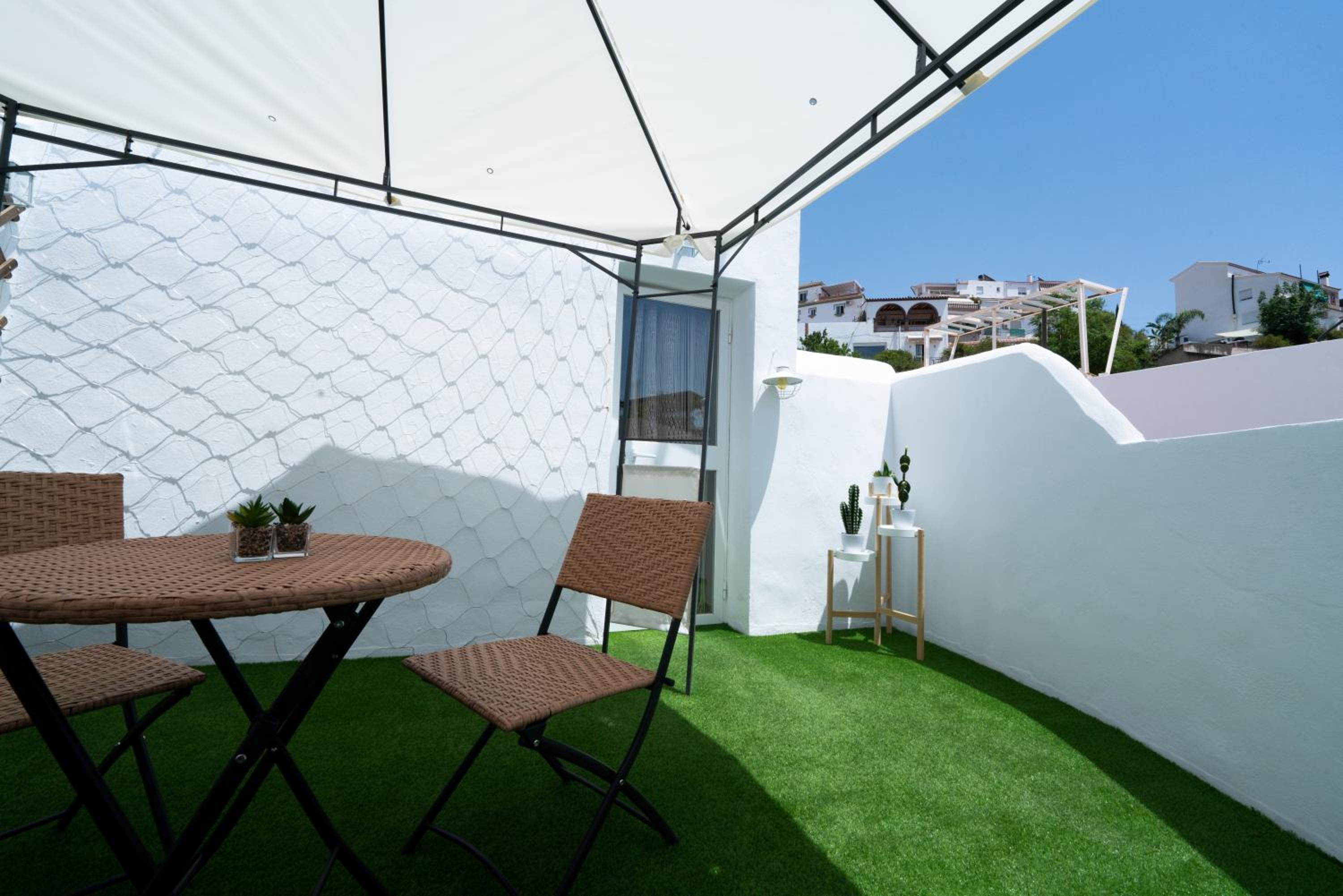 Double or Twin Room with Terrace photo 2
