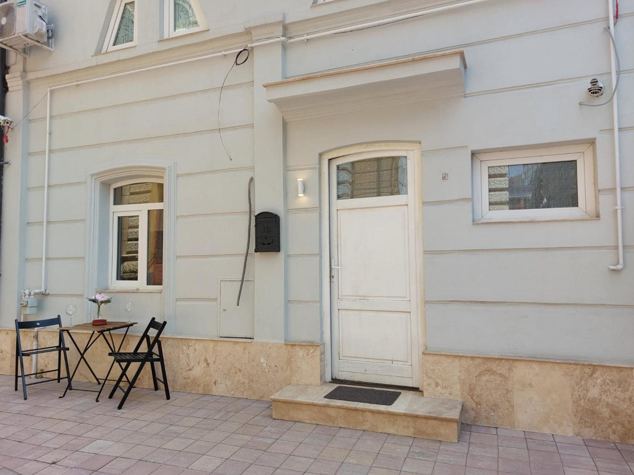One-Bedroom Apartment - Photo 26