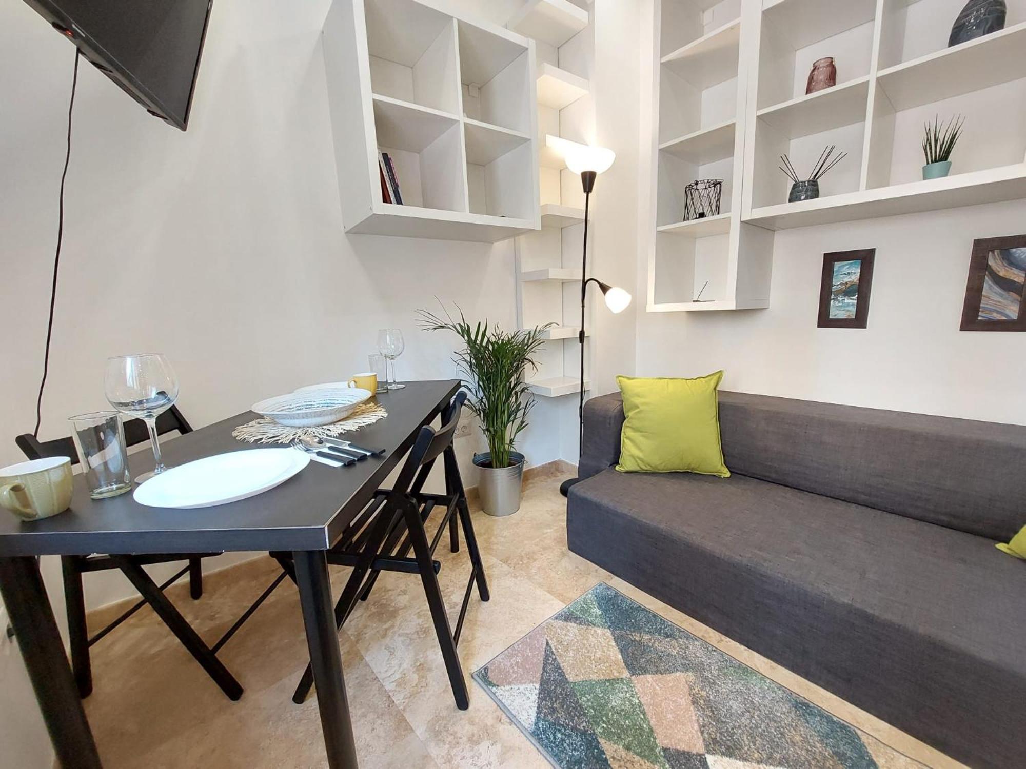 One-Bedroom Apartment - Photo 27
