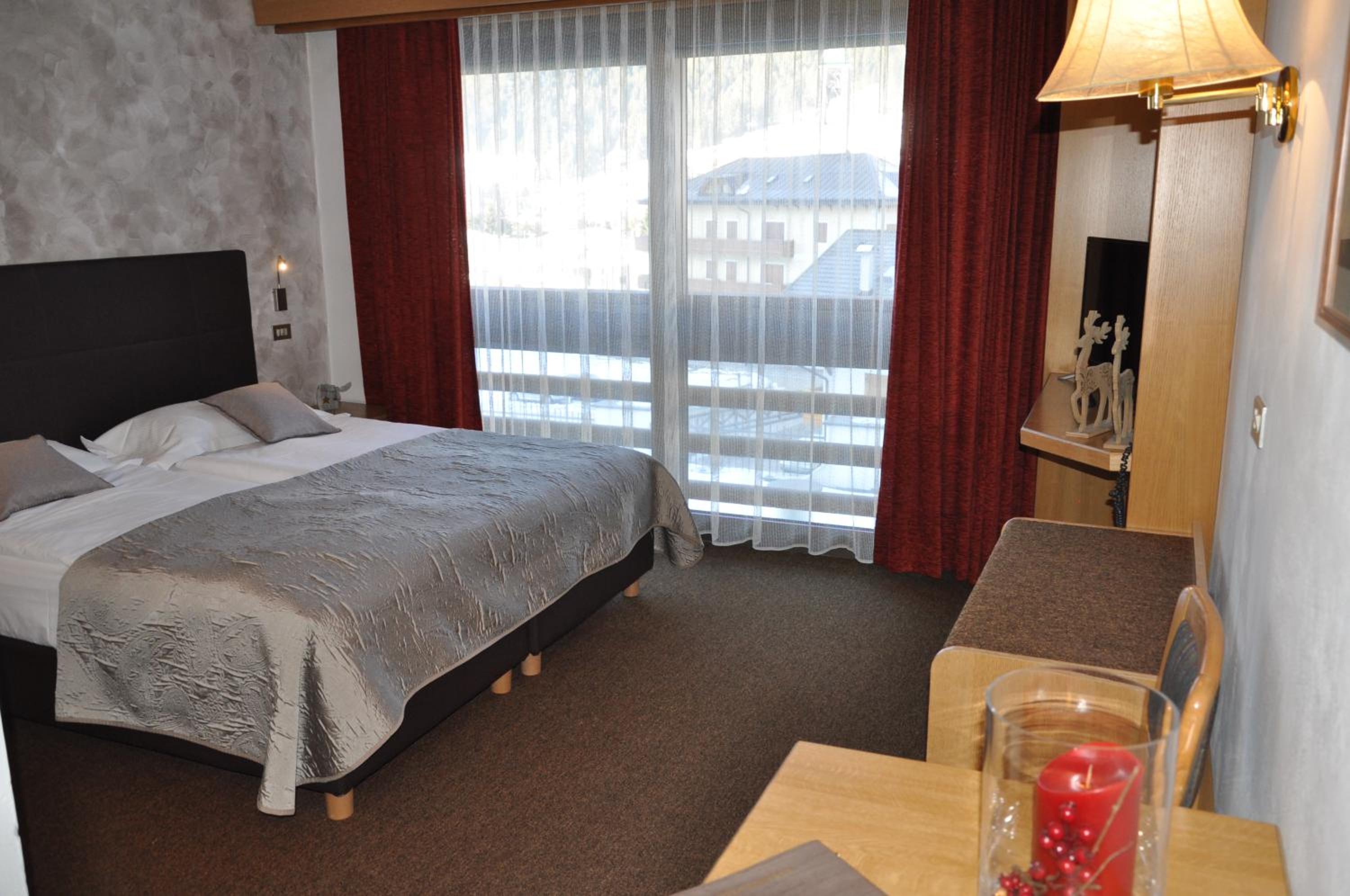 Standard Double Room photo 2
