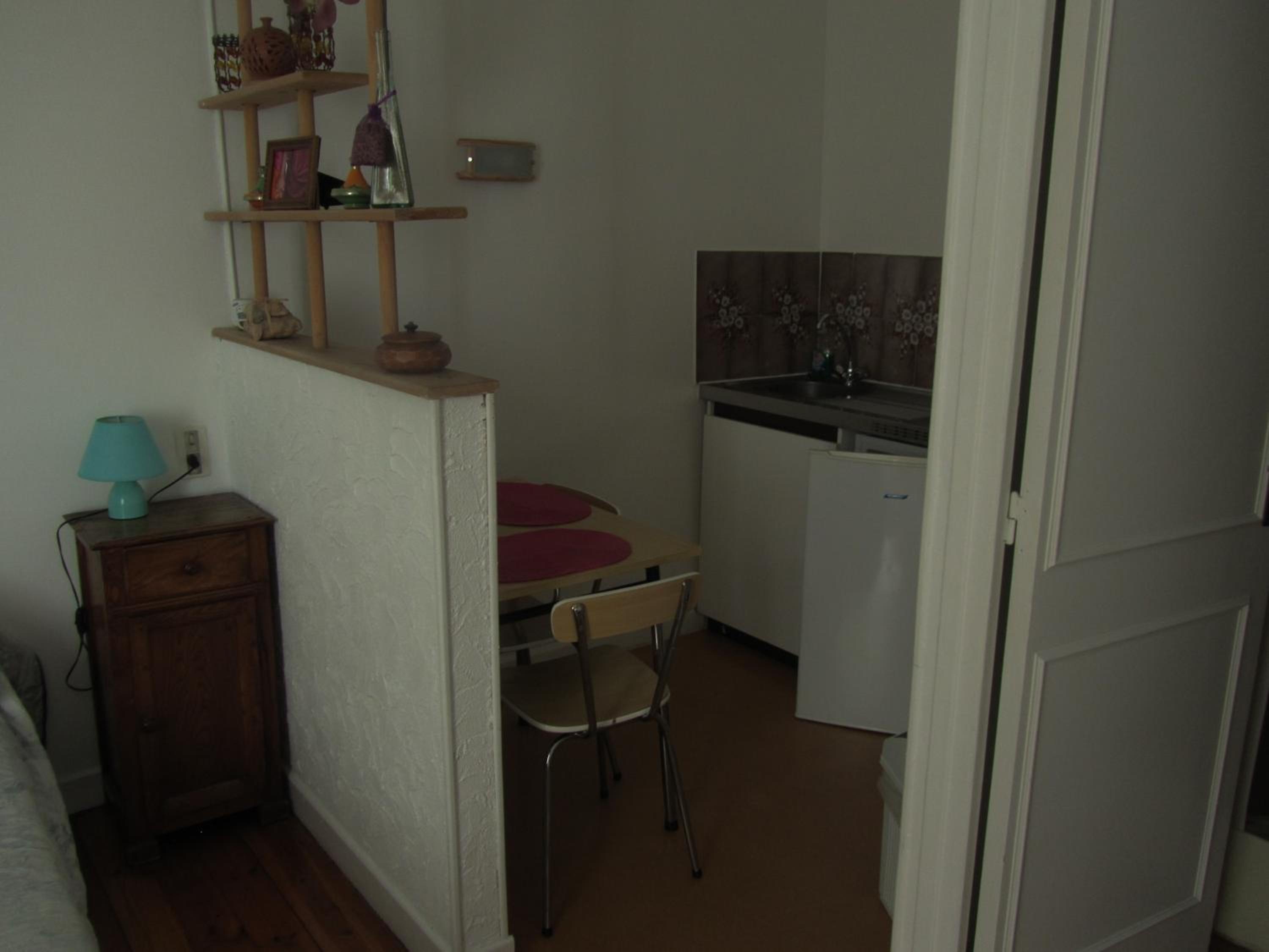 Standard Studio - Photo 9