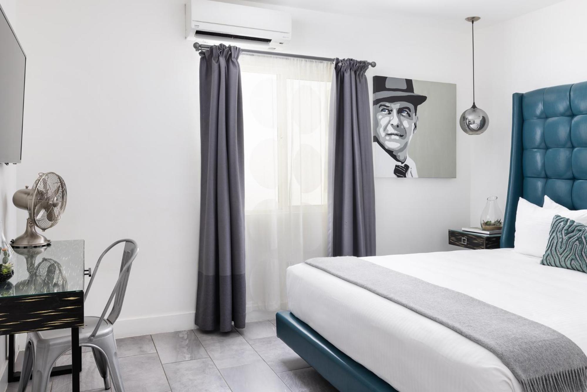 One-Bedroom Suite - Photo 5