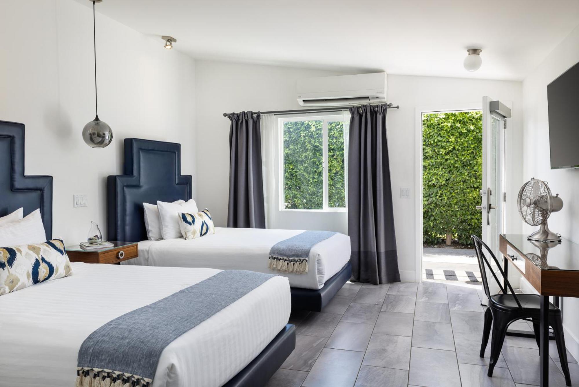 Standard Double Room - Photo 1