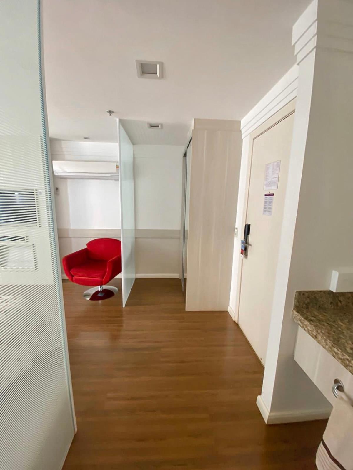 Deluxe Double or Twin Room with Pool Access