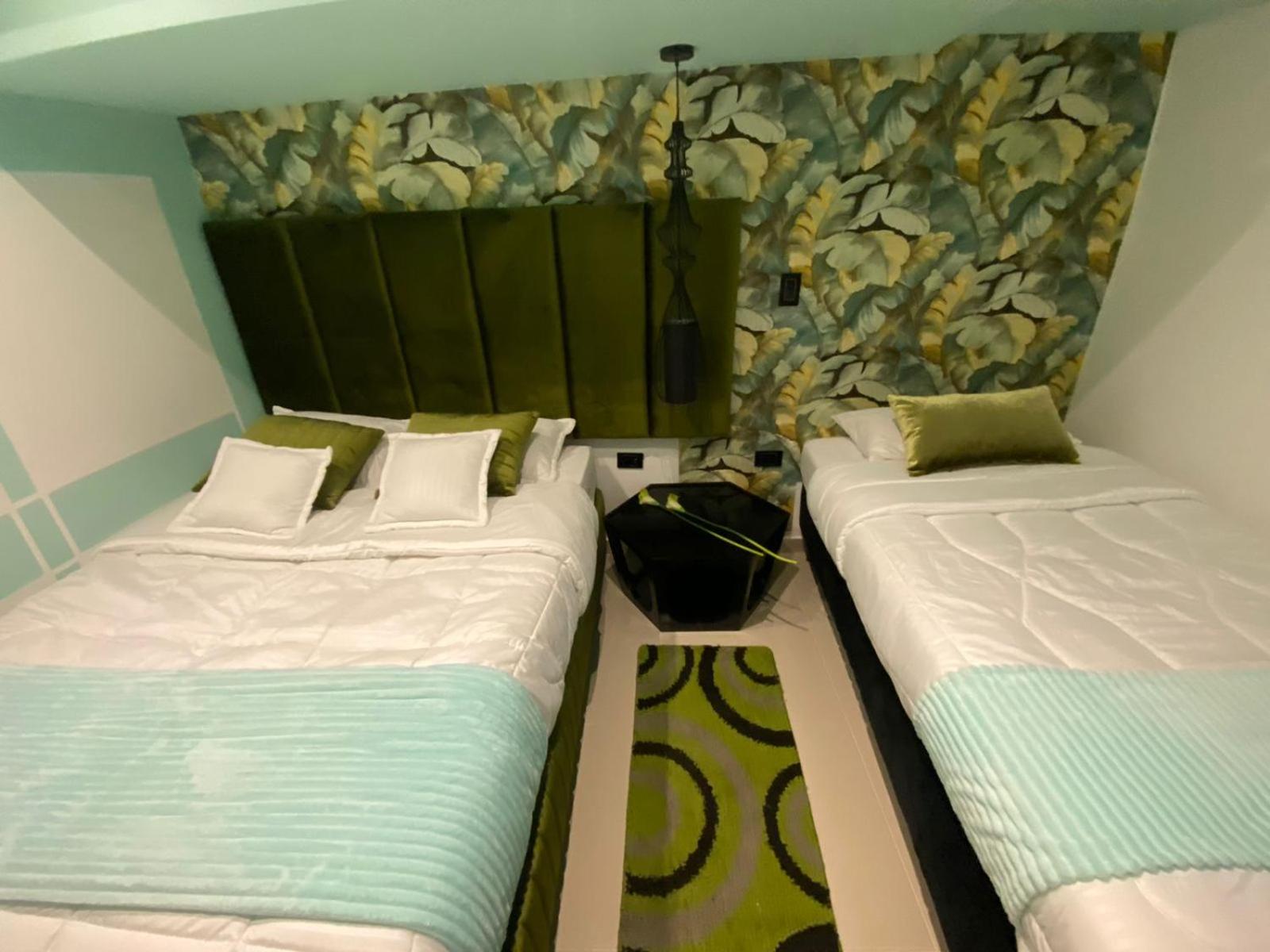 Basic Triple Room with Shared Bathroom photo 3