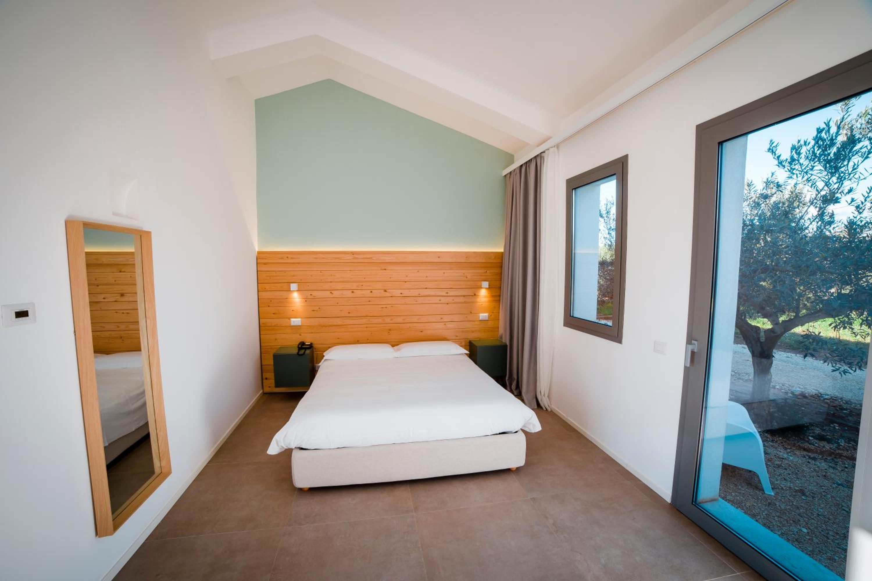 Standard Double Room photo 3