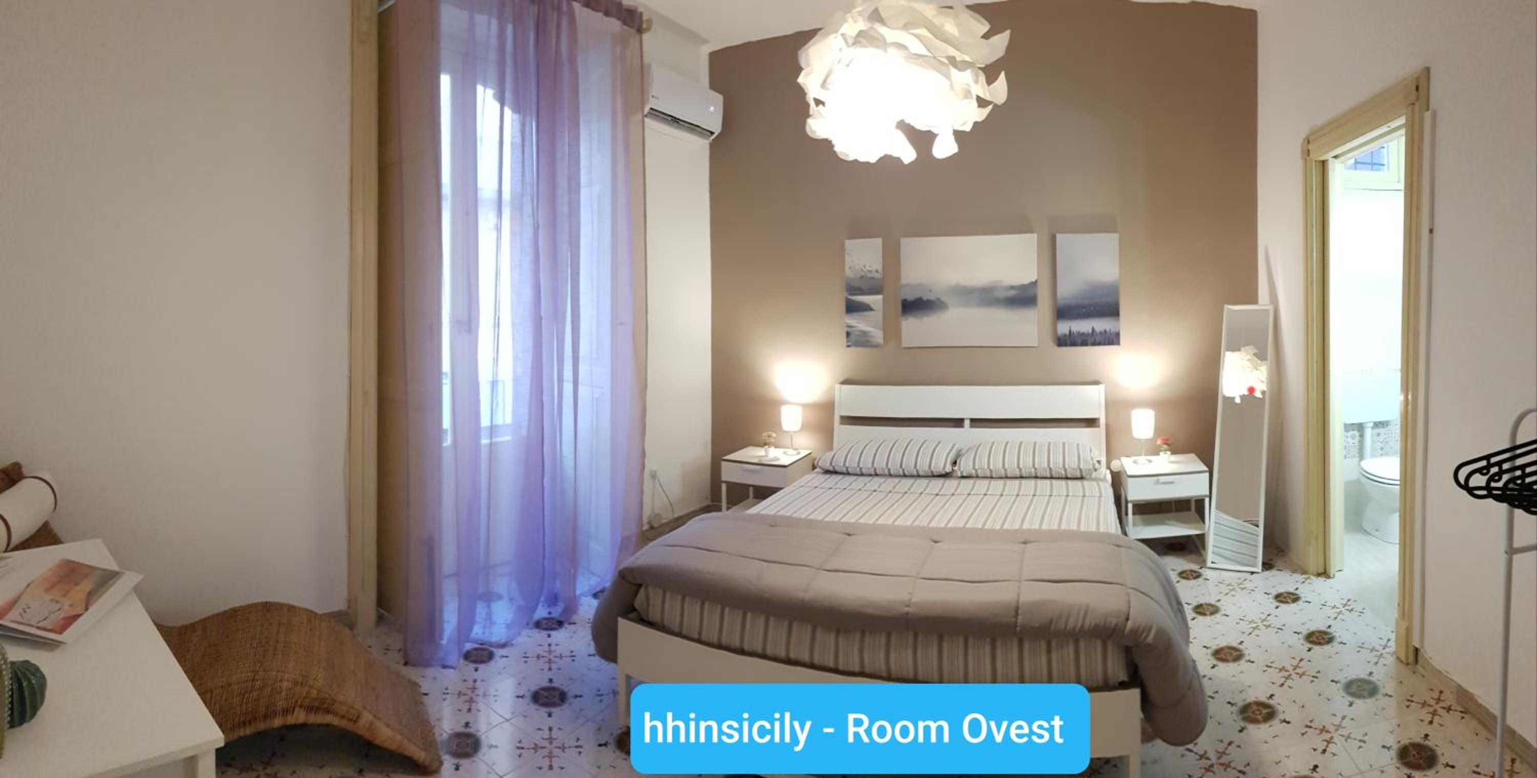 Double Room with Private Bathroom photo 1