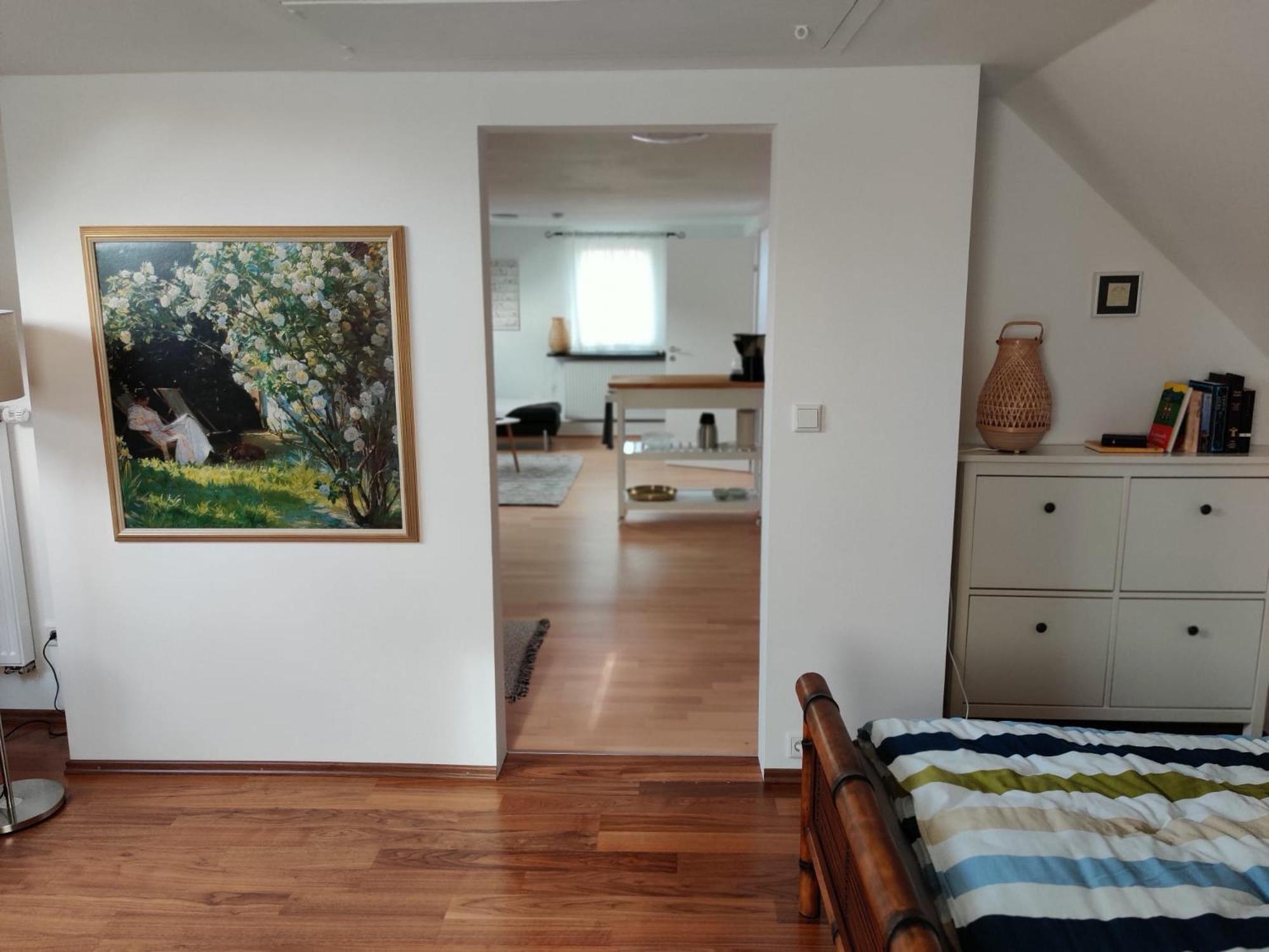 One-Bedroom Apartment photo 2