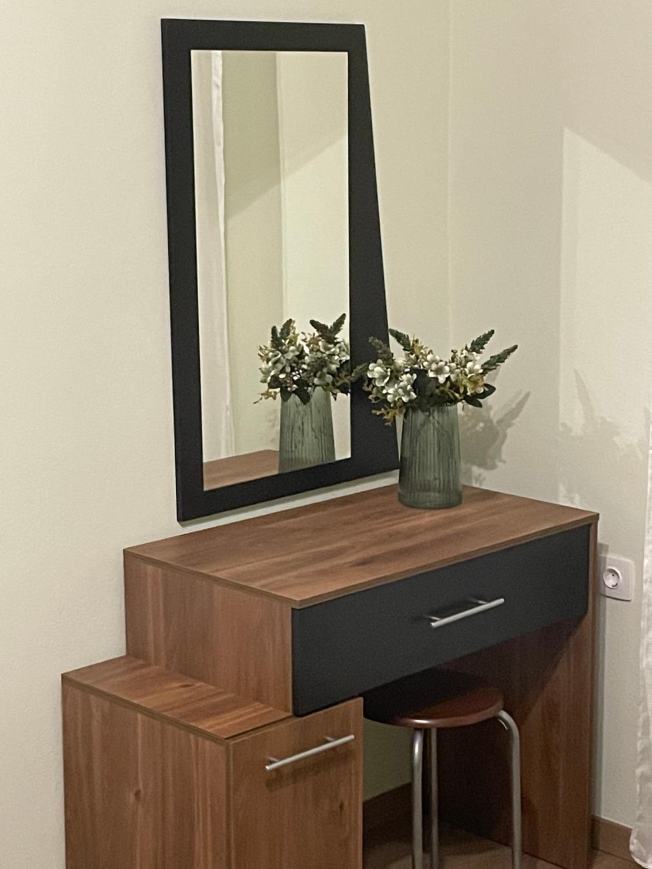 Two-Bedroom House - Photo 1